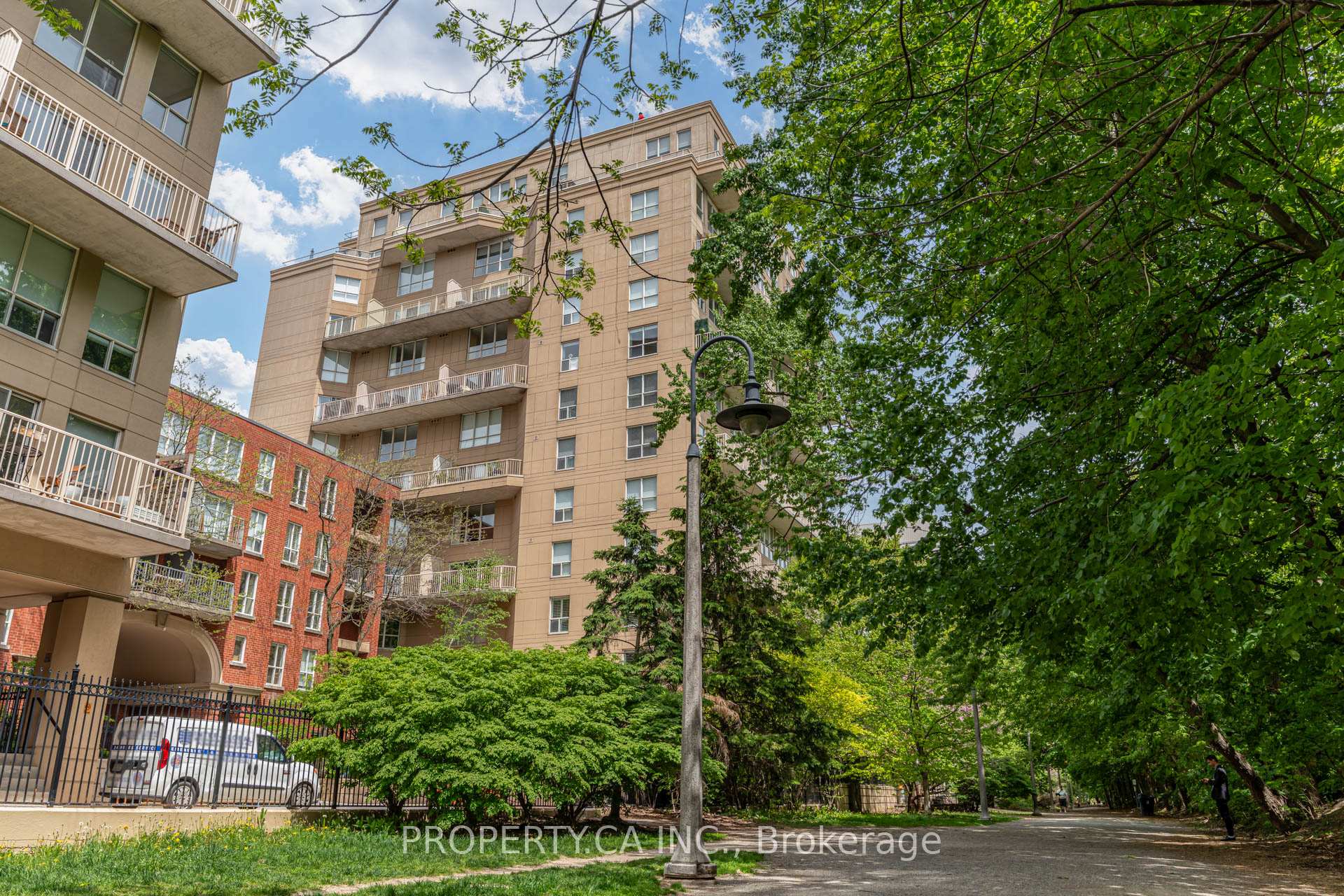 139 Merton Street 129