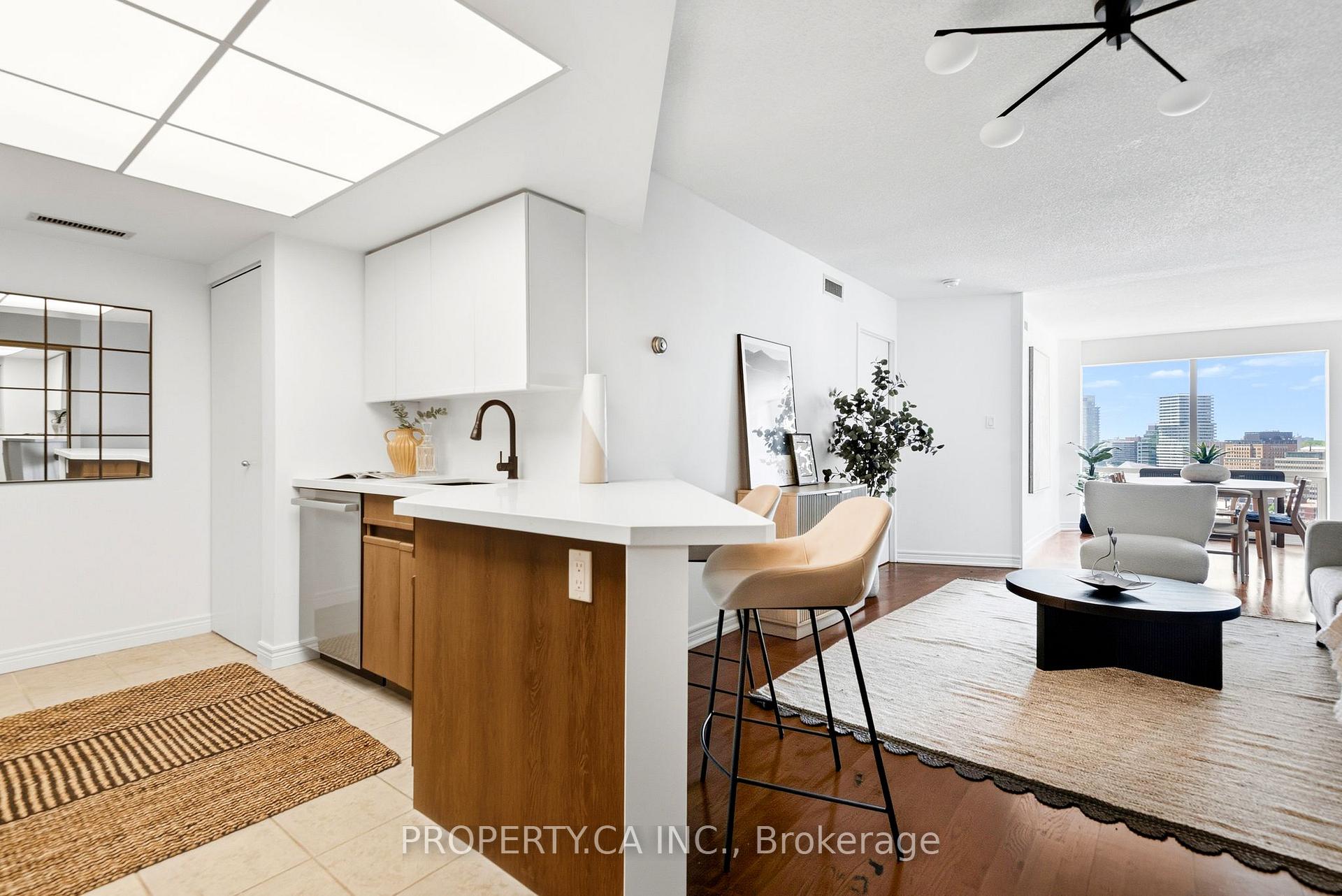 1001 Bay Street #2101