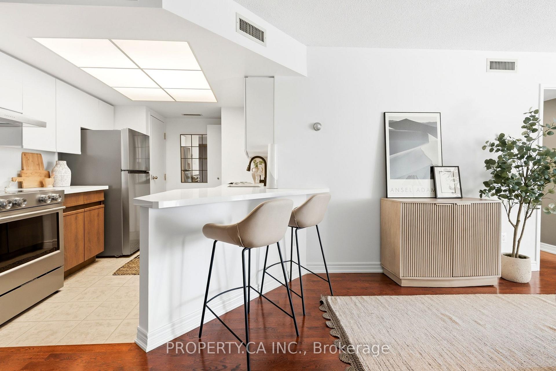 1001 Bay Street #2101