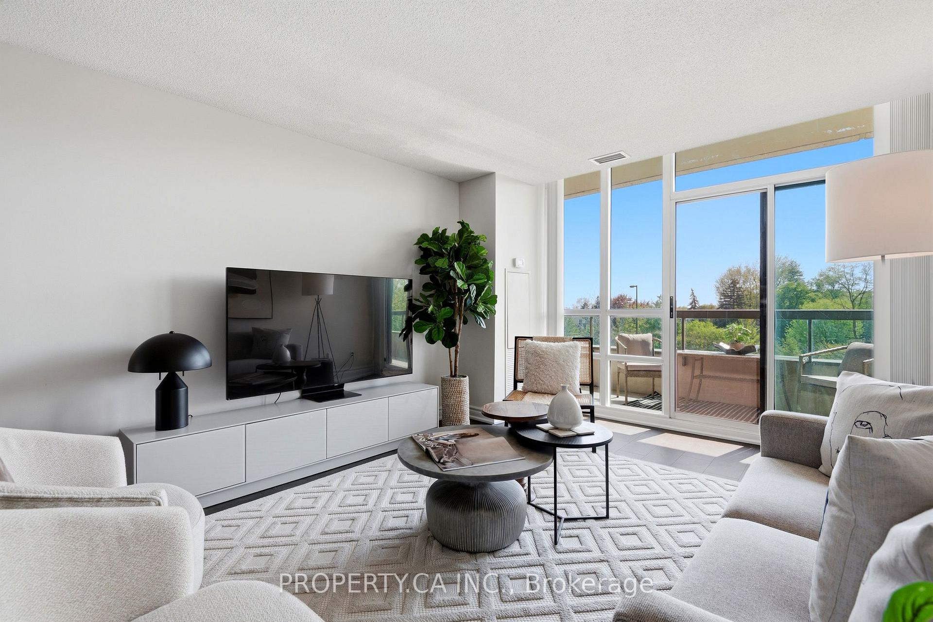 509 Beecroft Road 307