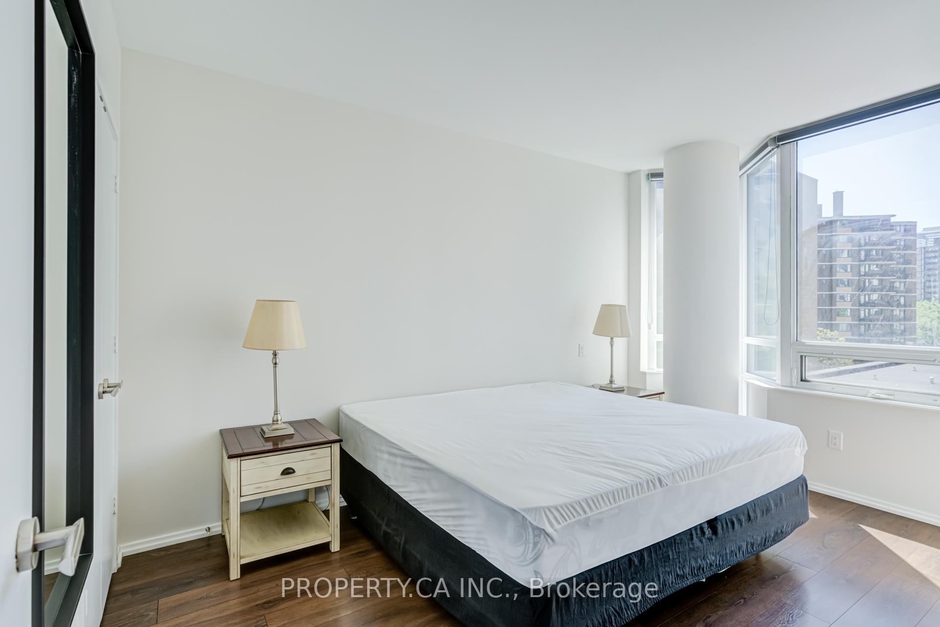 45 Charles Street E 502