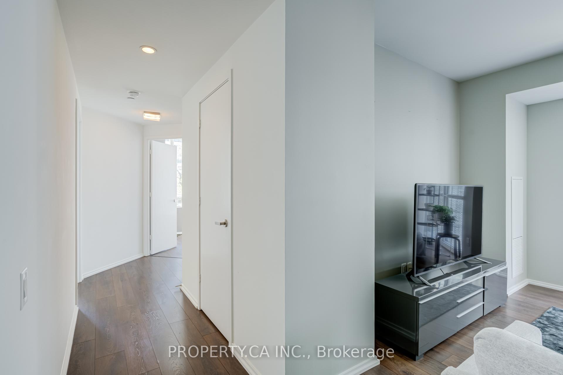 45 Charles Street E 502