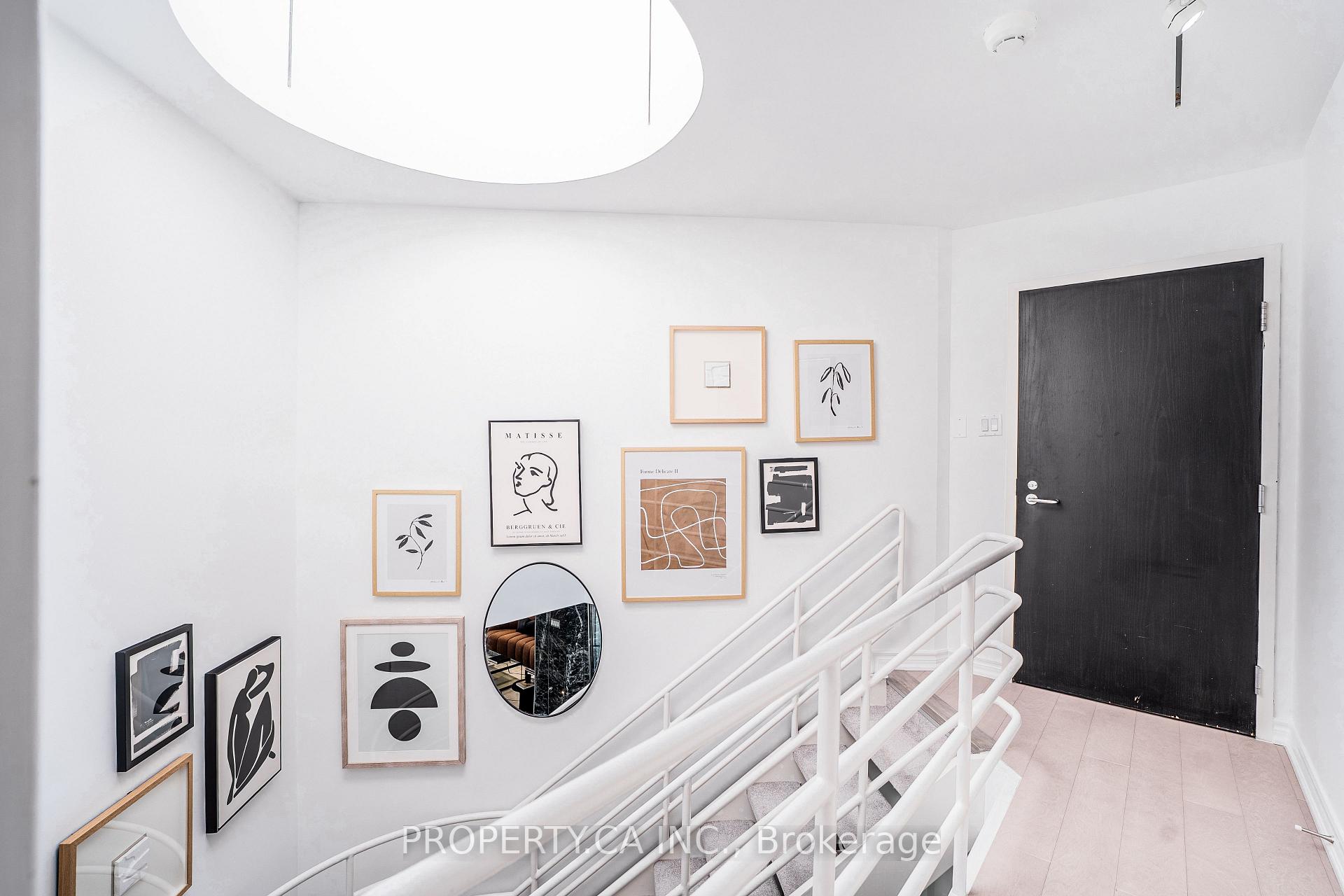 401 Queens Quay W 707