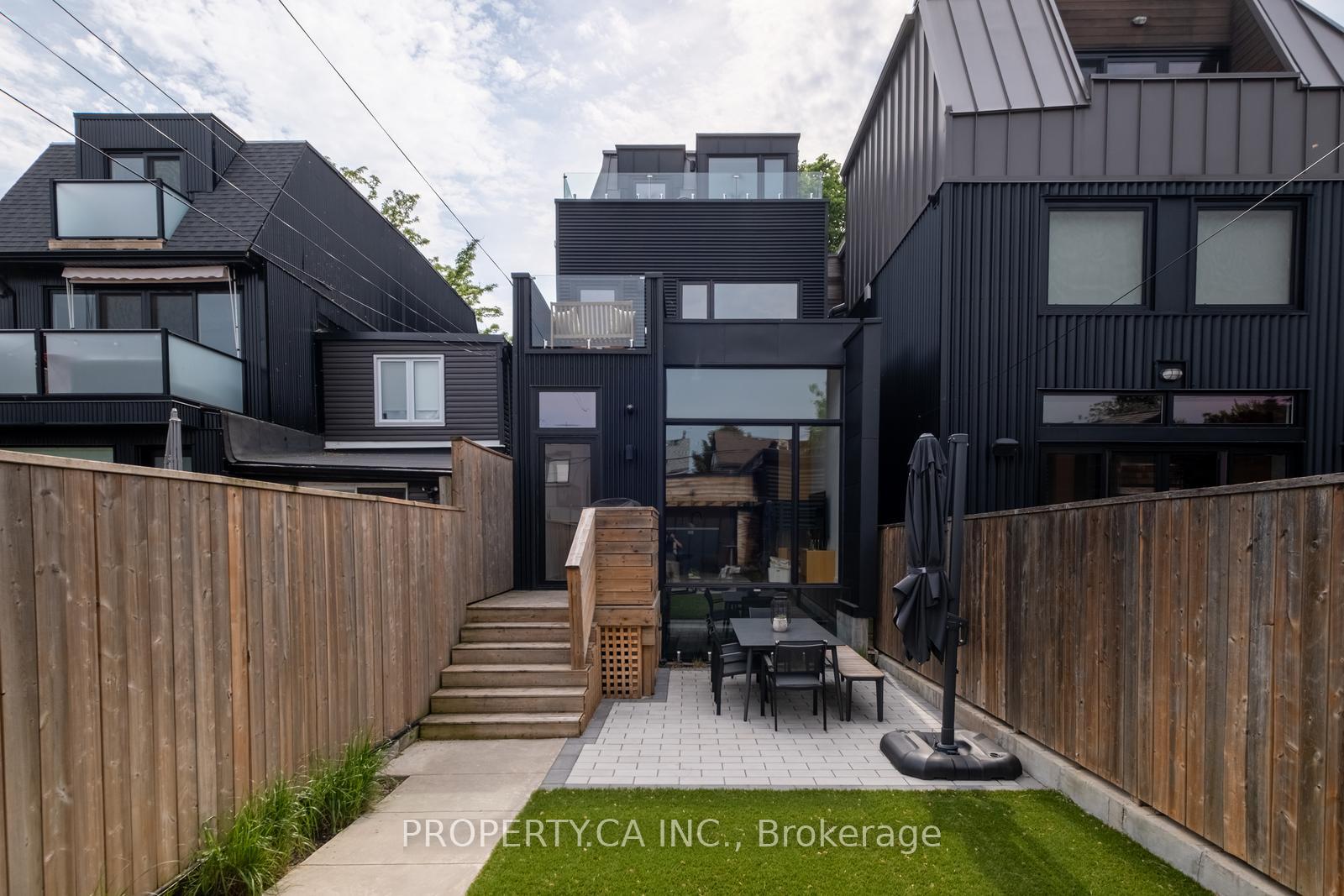 165 Lisgar Street