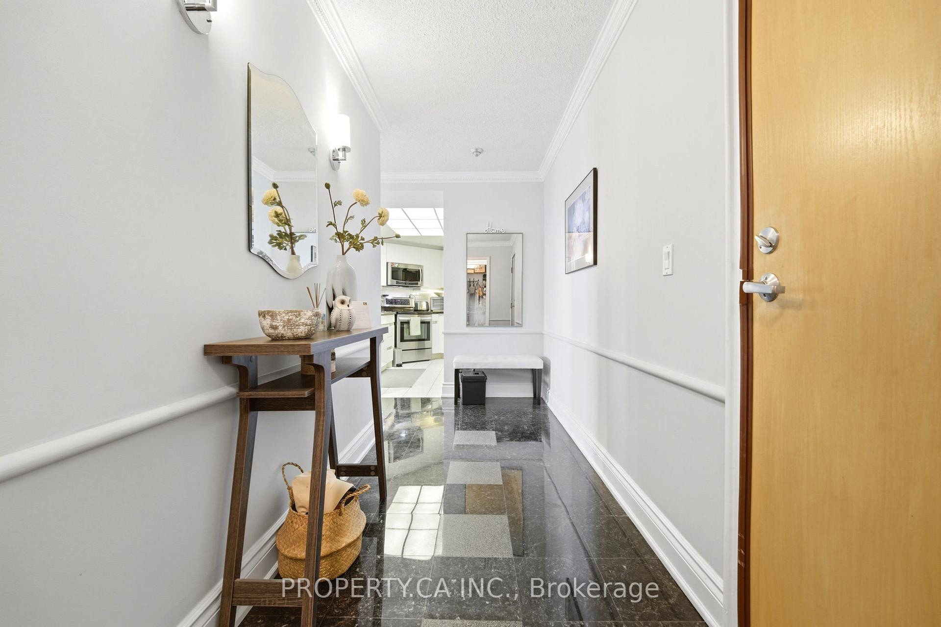 7 Concorde Place 1108