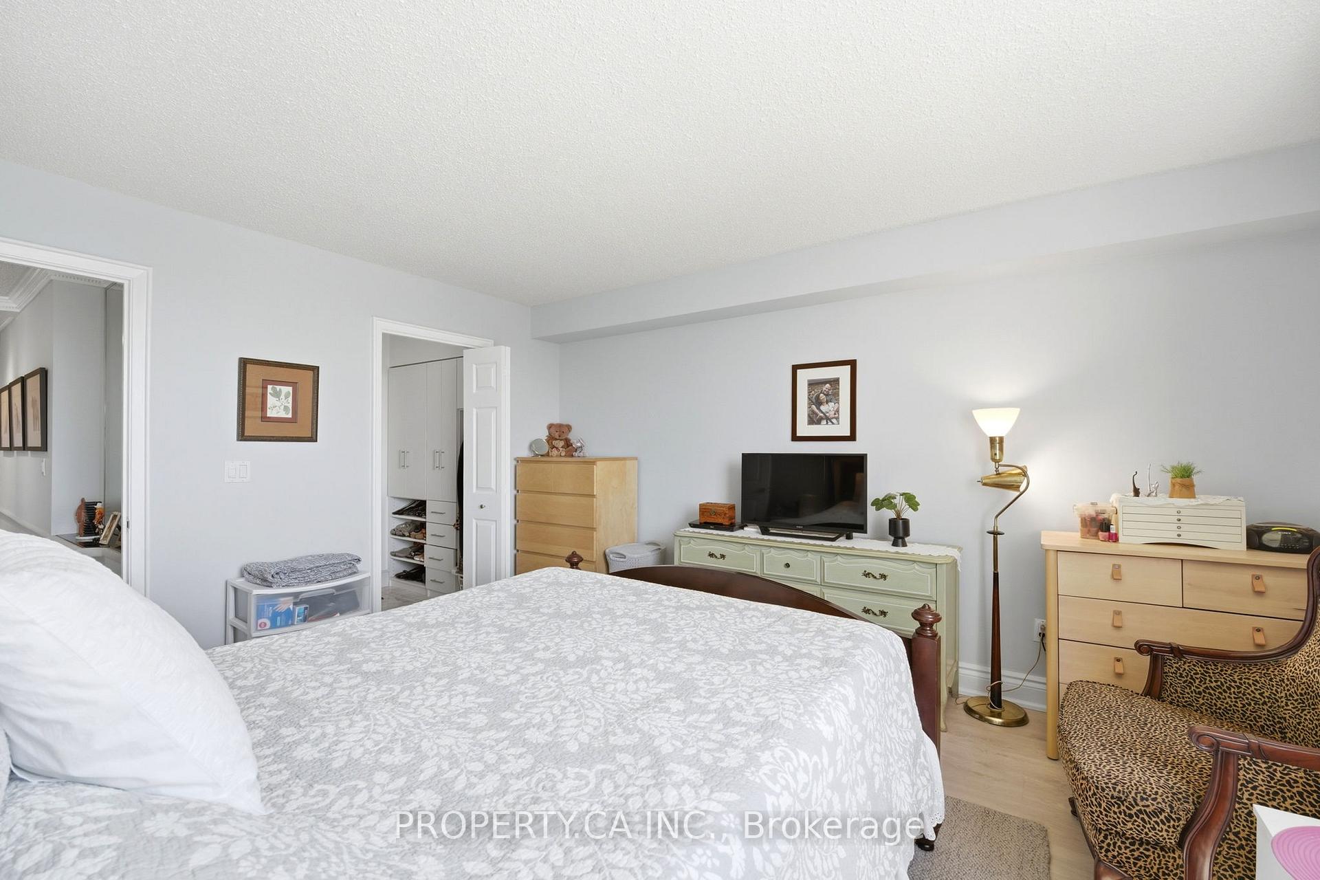 7 Concorde Place 1108