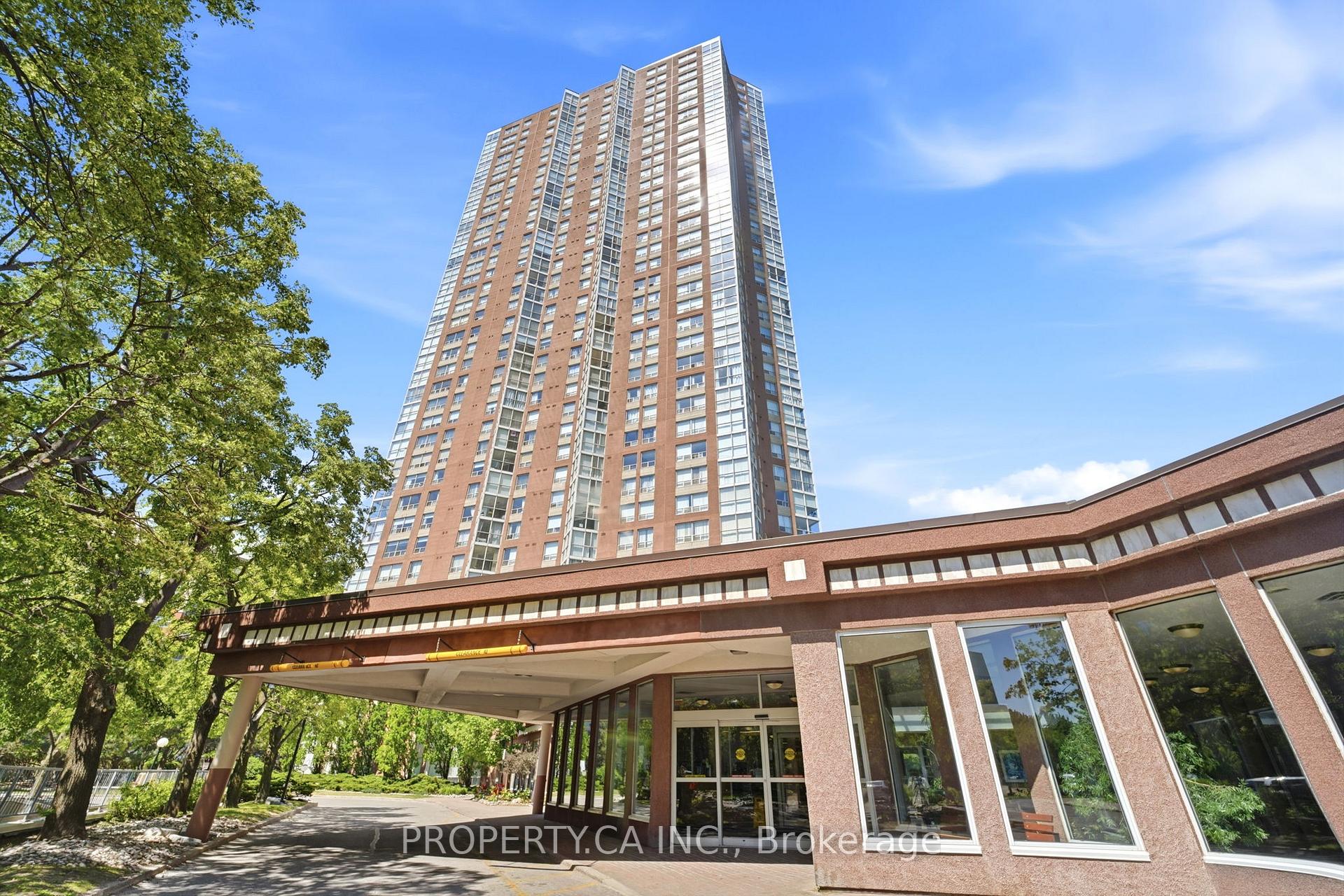 7 Concorde Place 1108