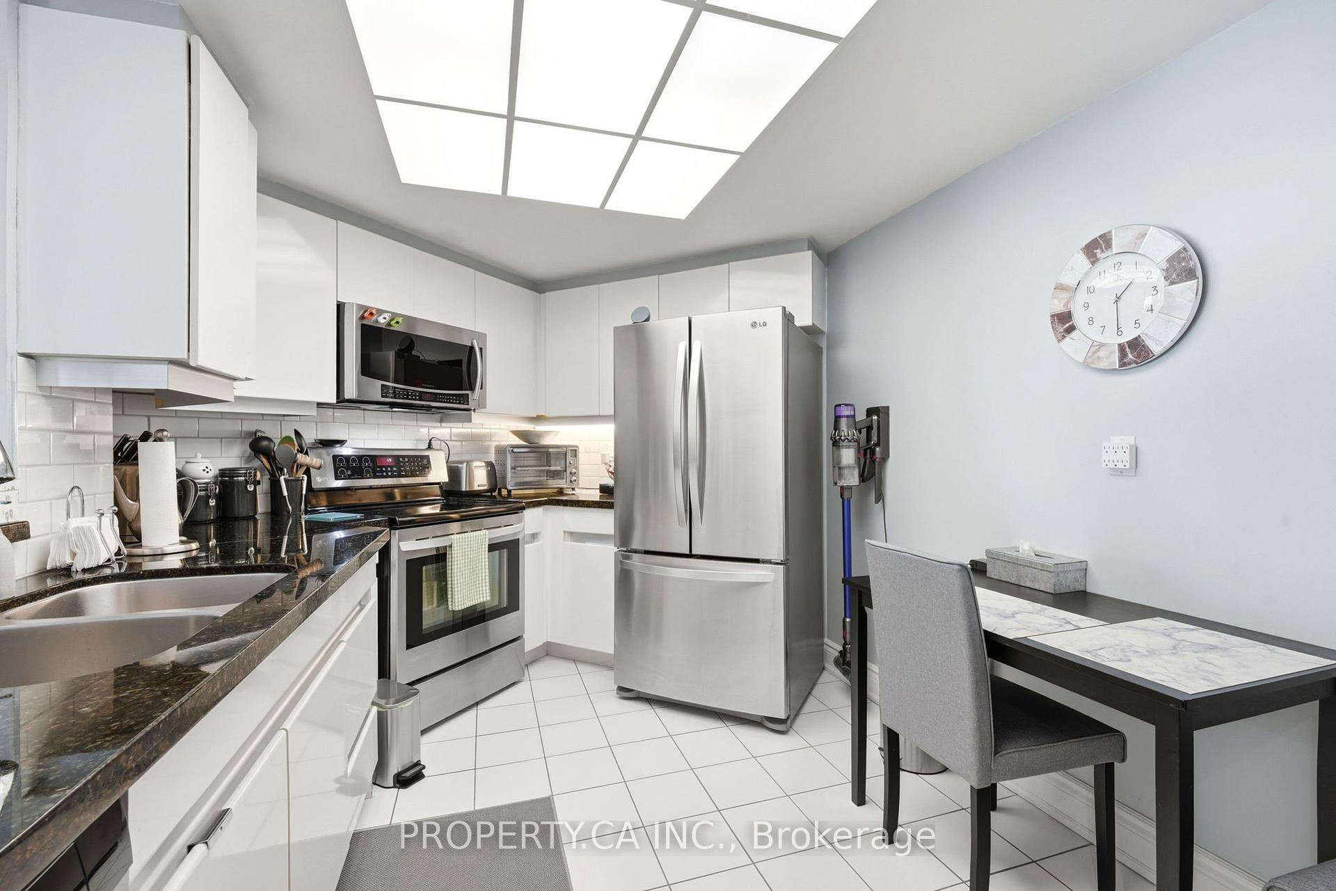 7 Concorde Place 1108