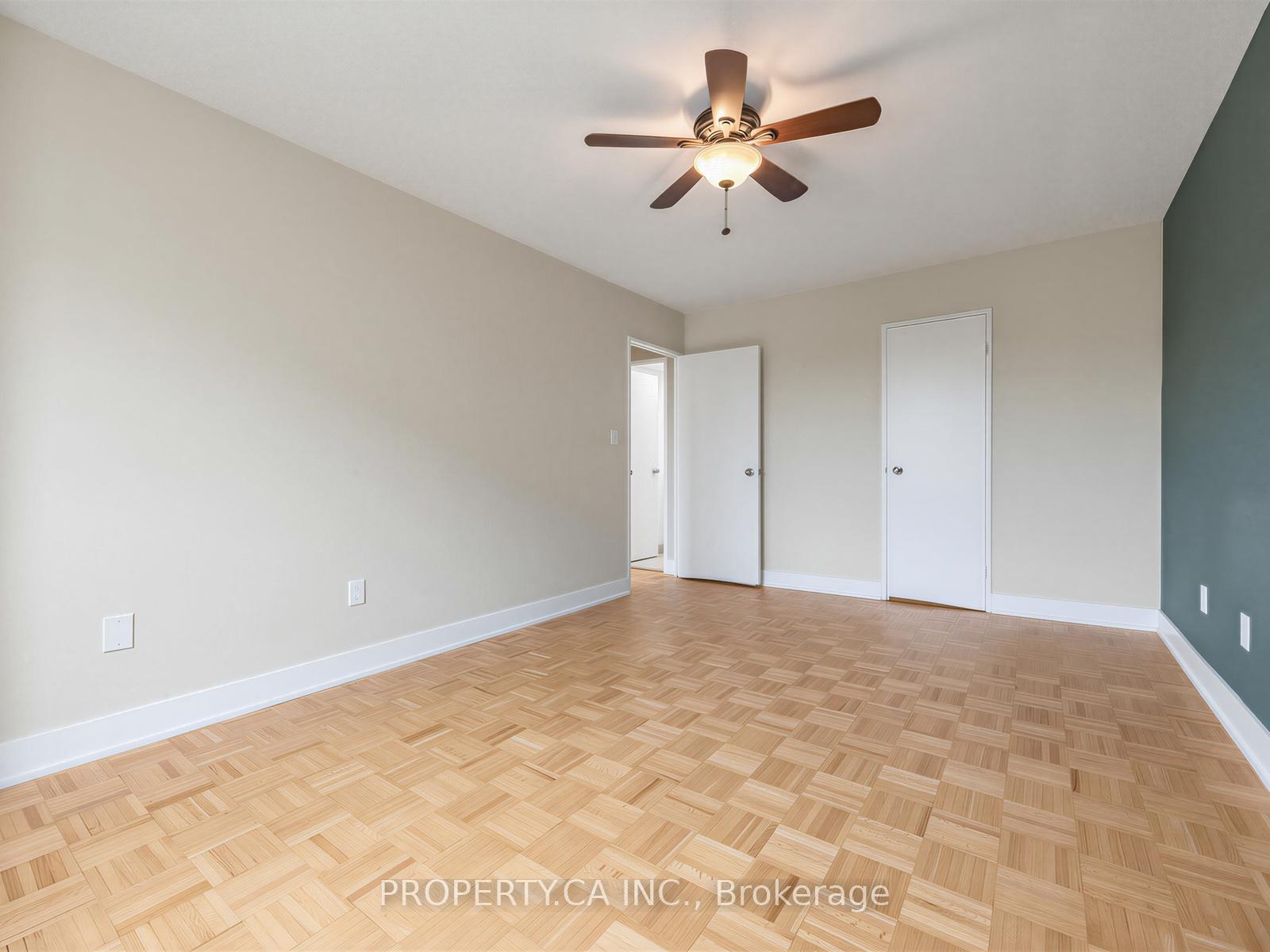 10 Edgecliff Golfway 708