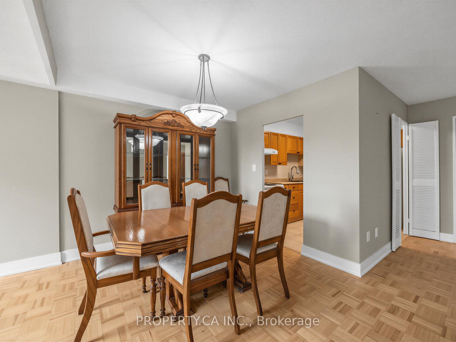10 Edgecliffe Golfway 708