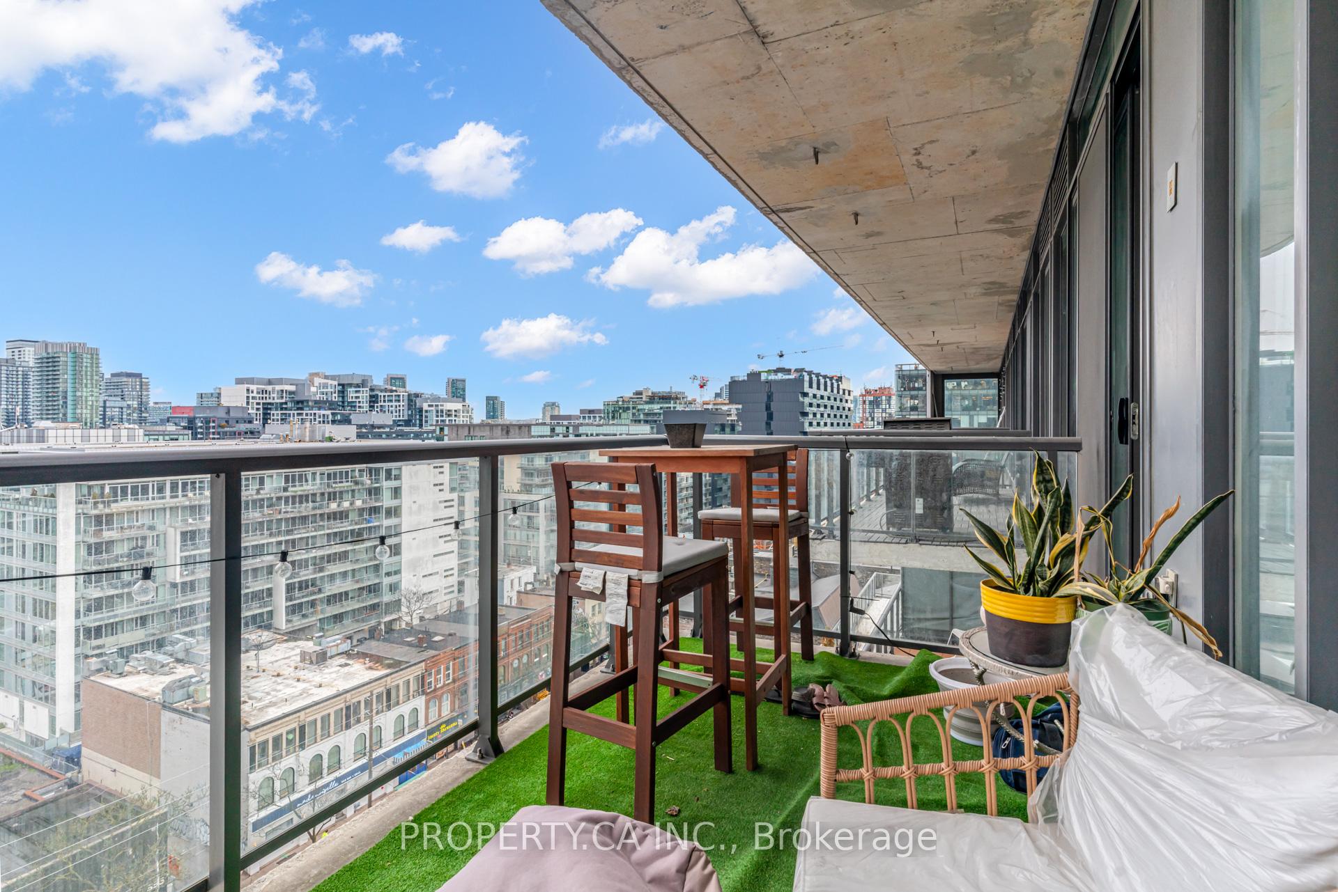 560 King Street W 1111