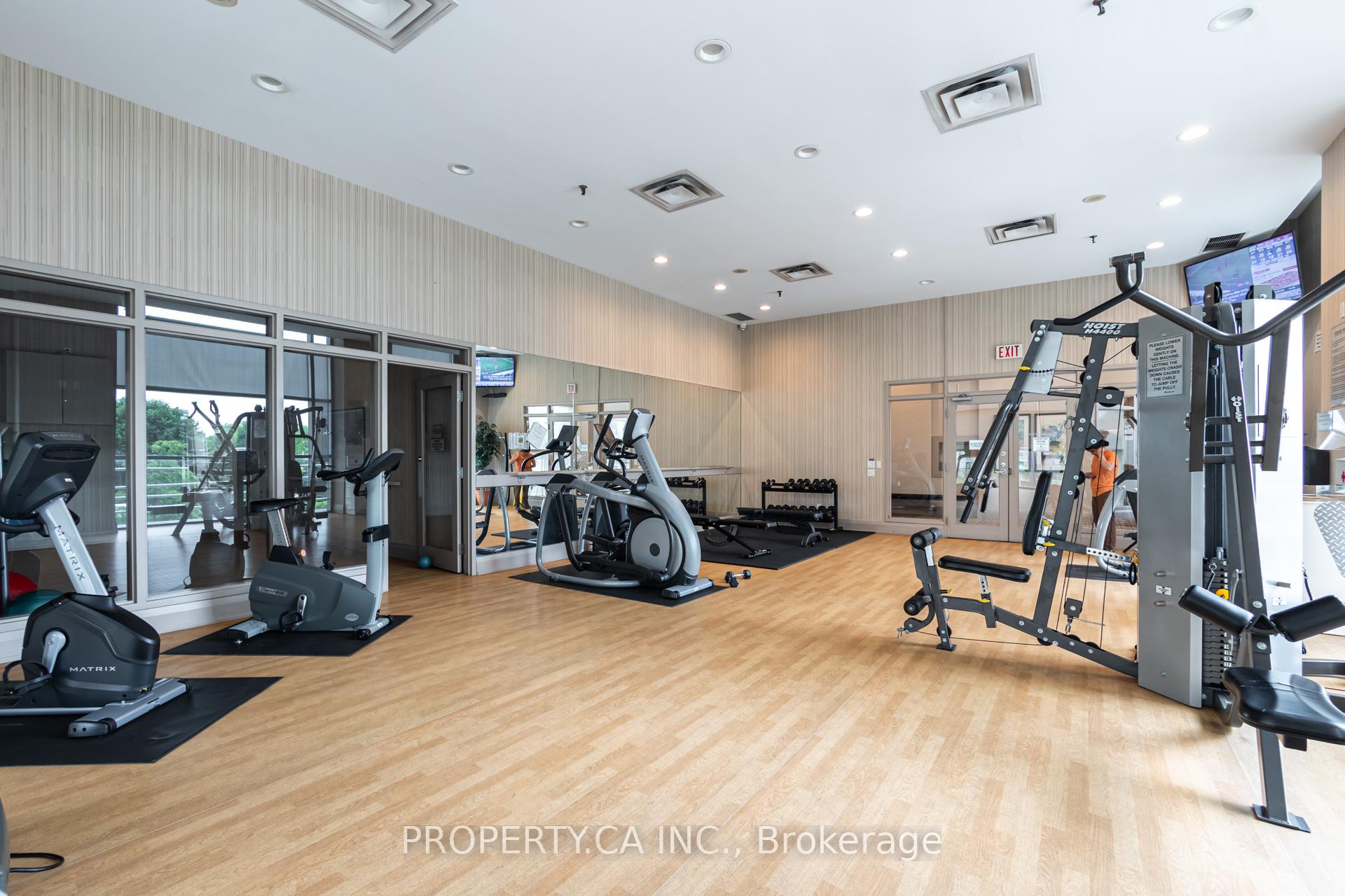 8 Hillcrest Avenue 2309, Toronto Unit: 2309