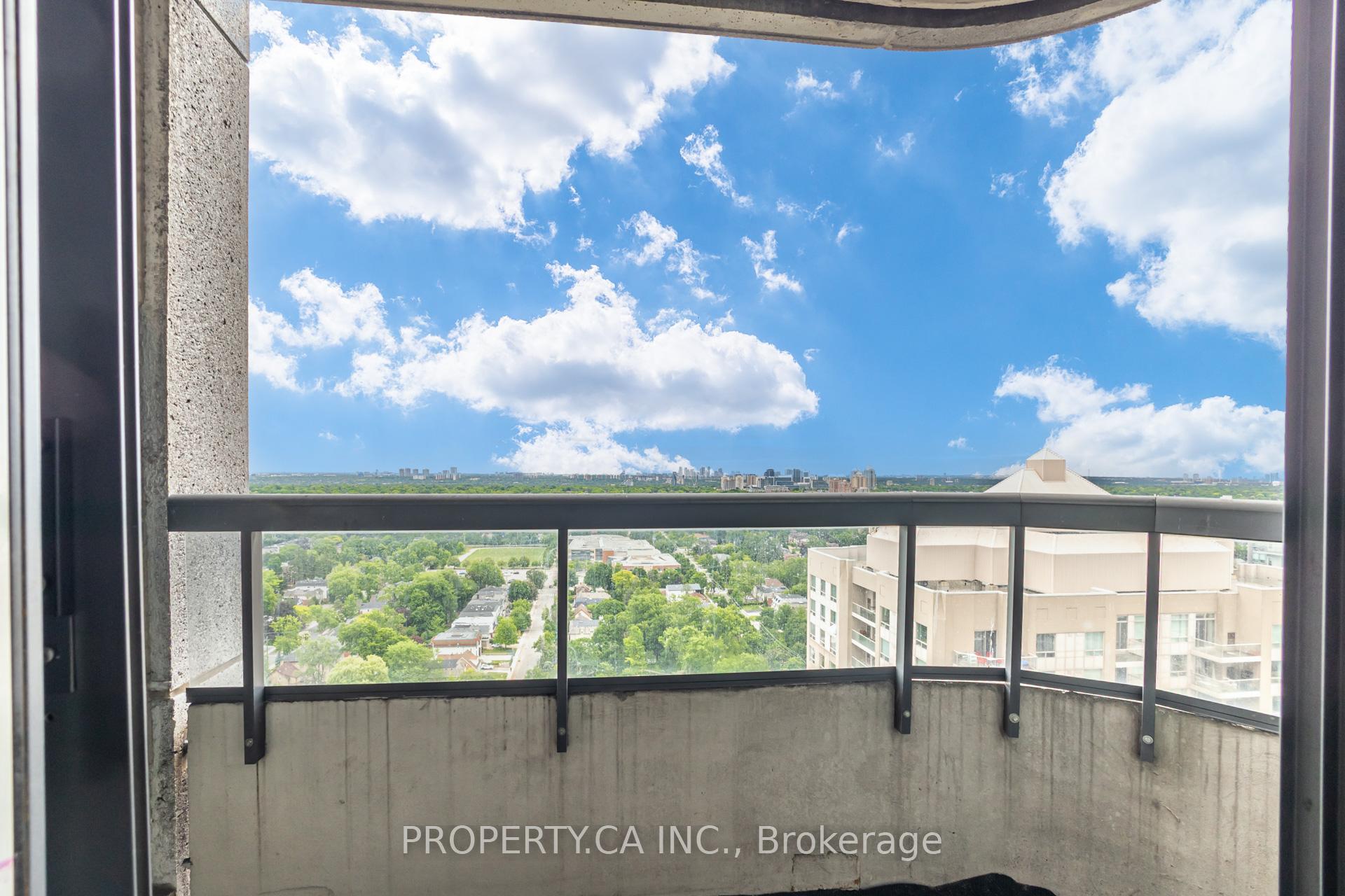 8 Hillcrest Avenue 2309, Toronto Unit: 2309