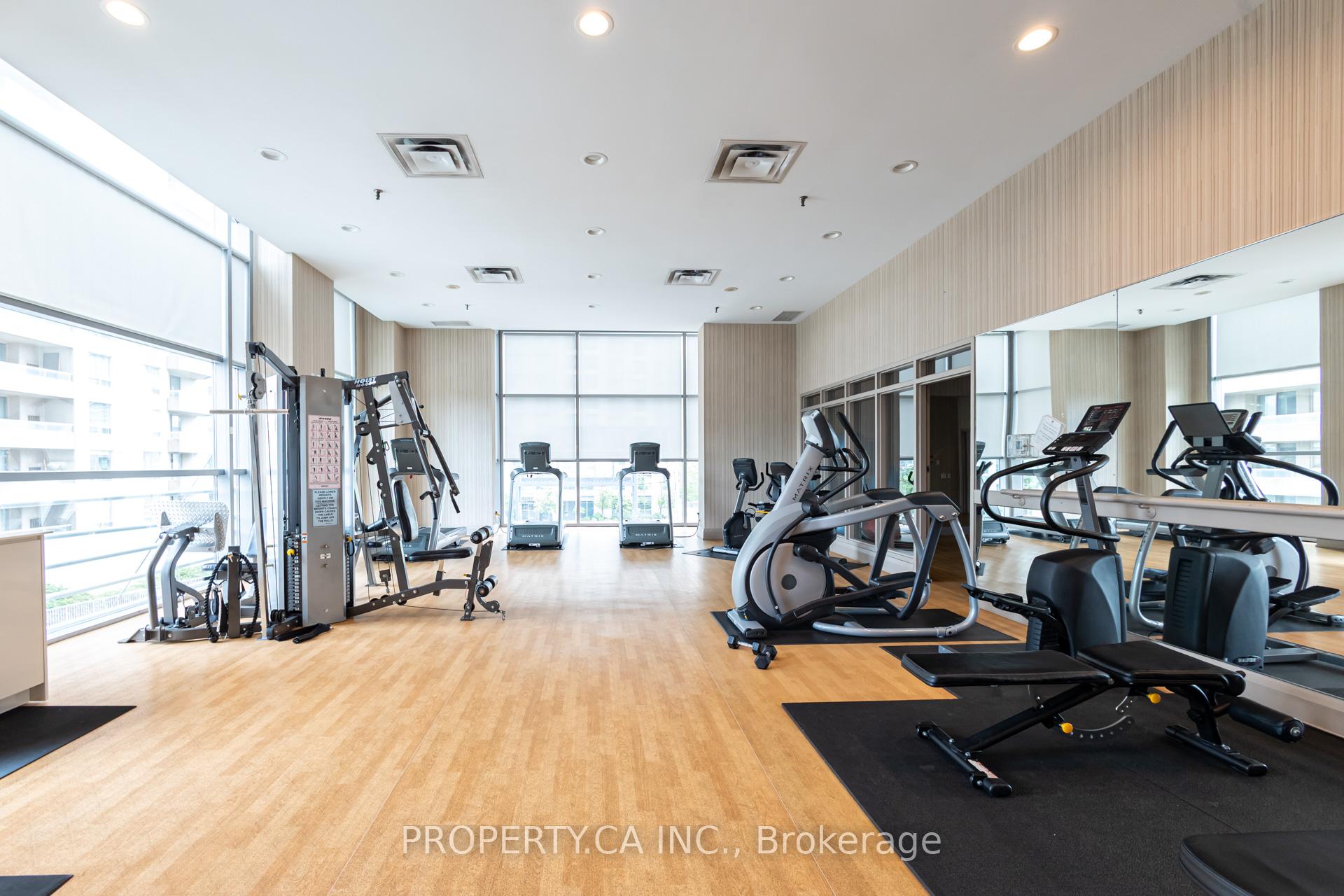 8 Hillcrest Avenue 2309, Toronto Unit: 2309