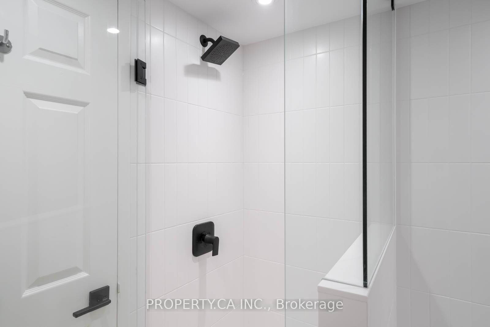 77 Harbour Square 1111, Toronto Unit: 1111
