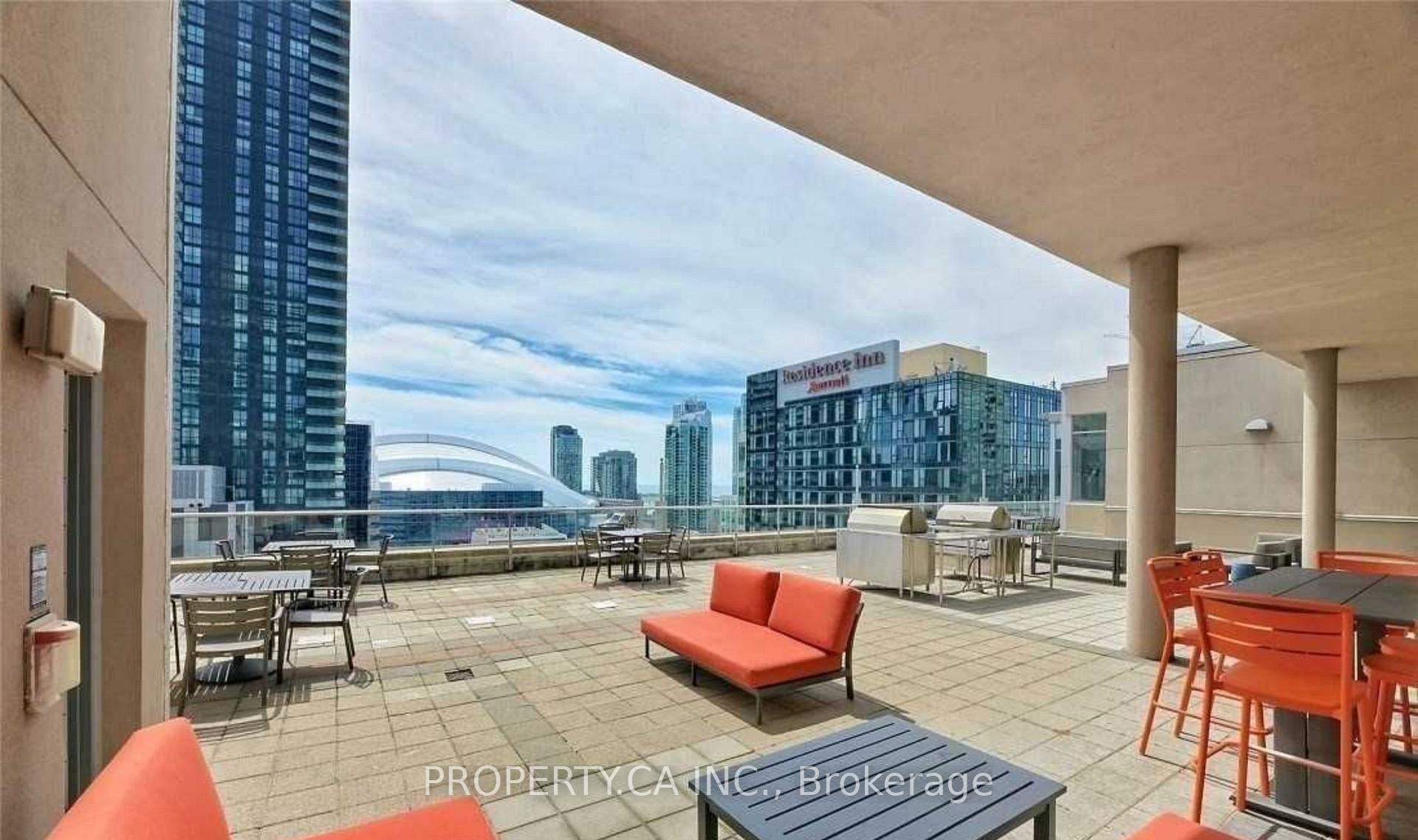 250 Wellington Street W 1531, Toronto Unit: 1531