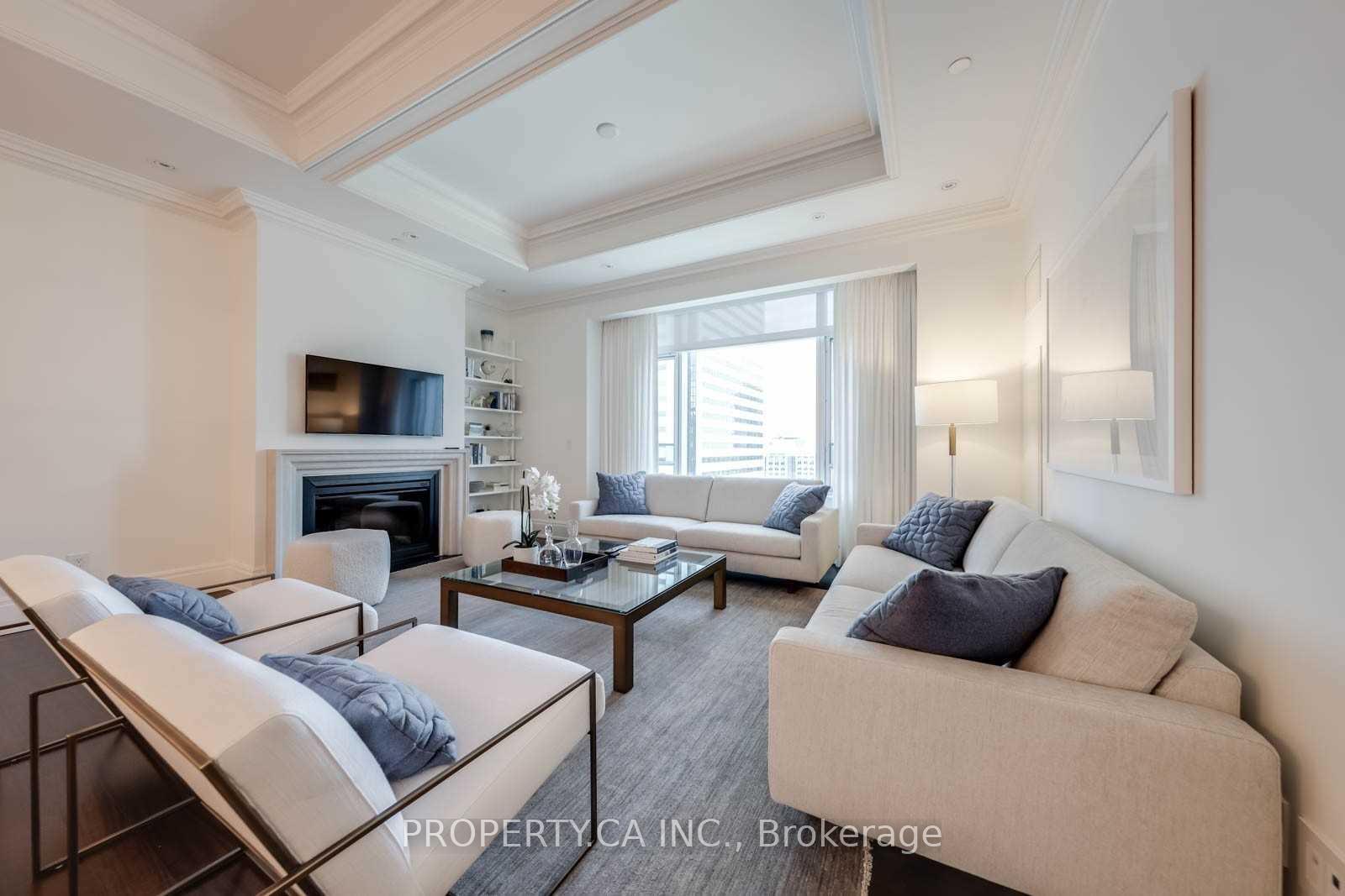 311 Bay Street 3706, Toronto Unit: 3706