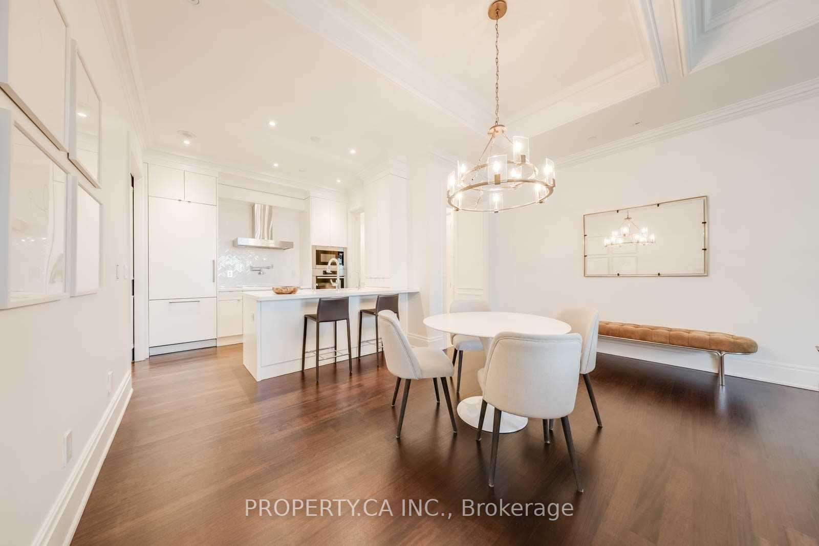 311 Bay Street 3706, Toronto Unit: 3706