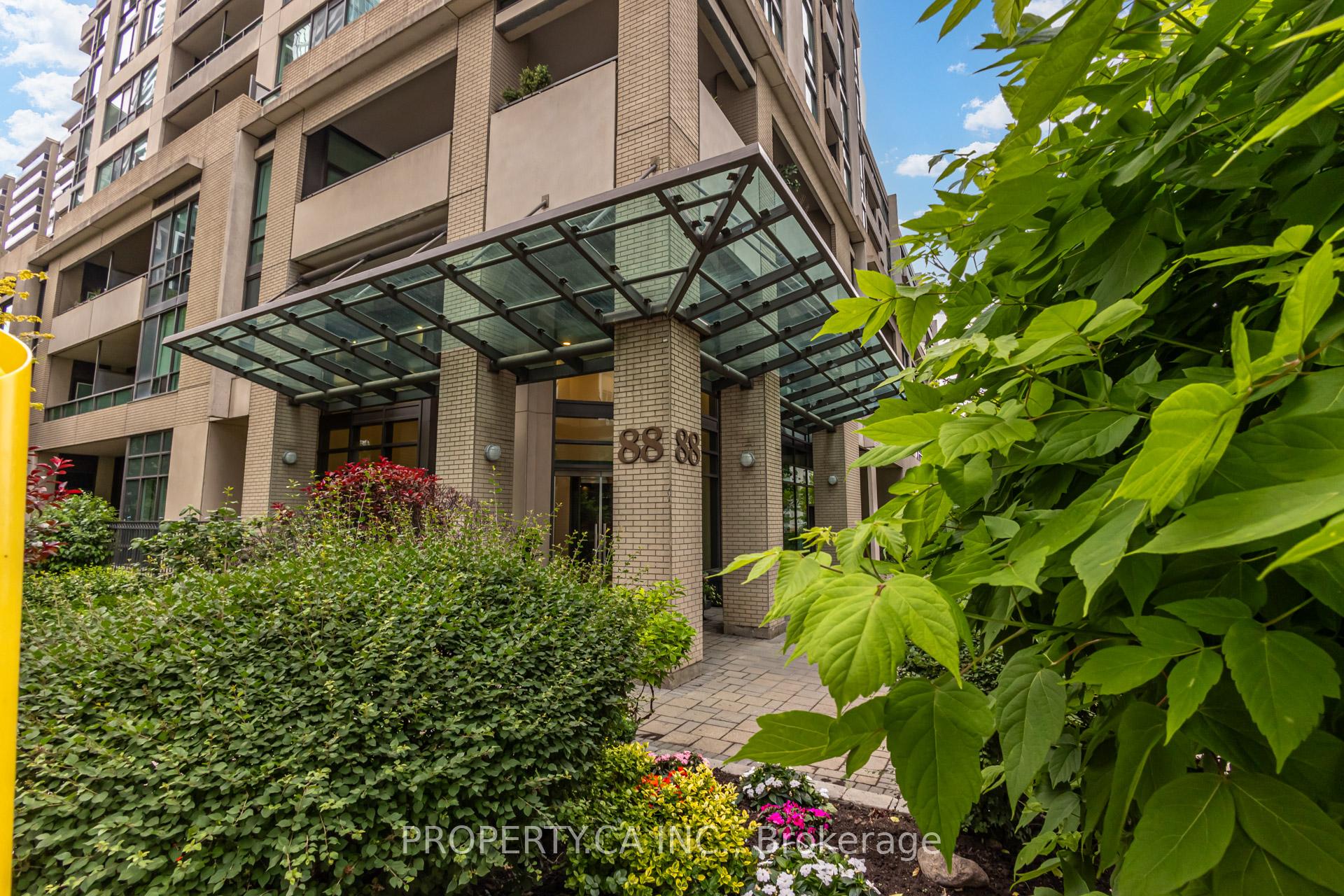 88 Broadway Avenue 1407, Toronto Unit: 1407