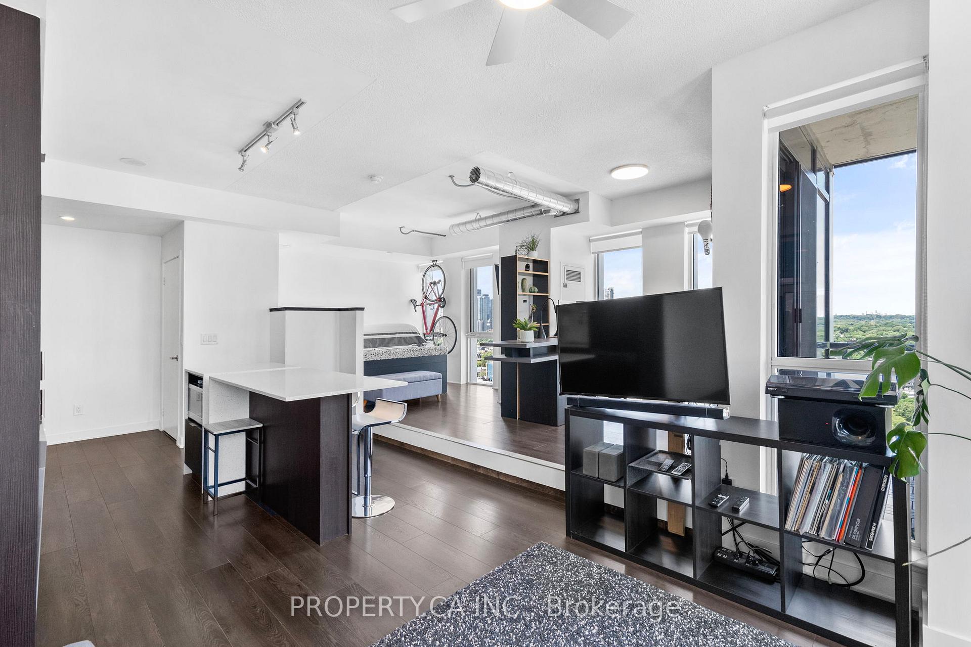 170 Sumach Street 2212, Toronto Unit: 2212