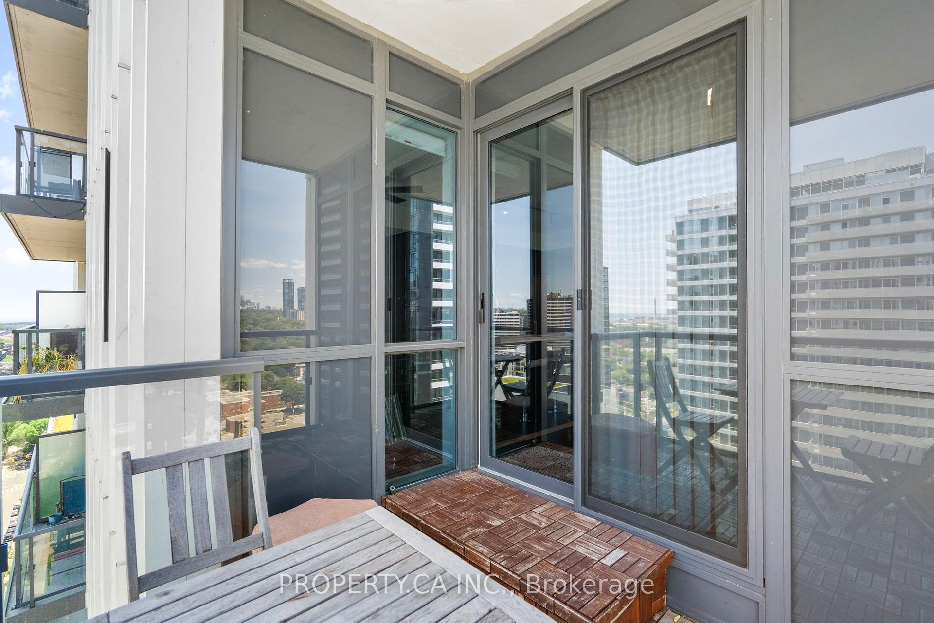 170 Sumach Street 2212, Toronto Unit: 2212