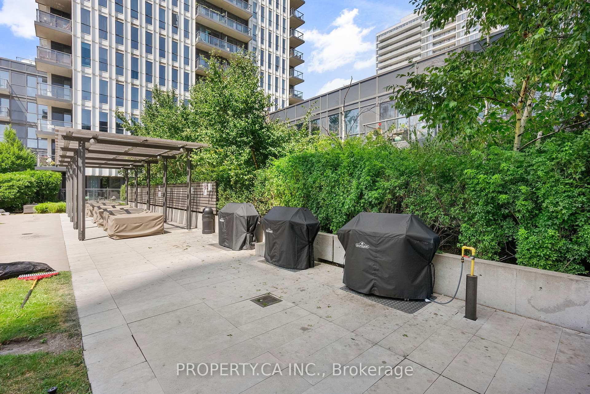 170 Sumach Street 2212, Toronto Unit: 2212