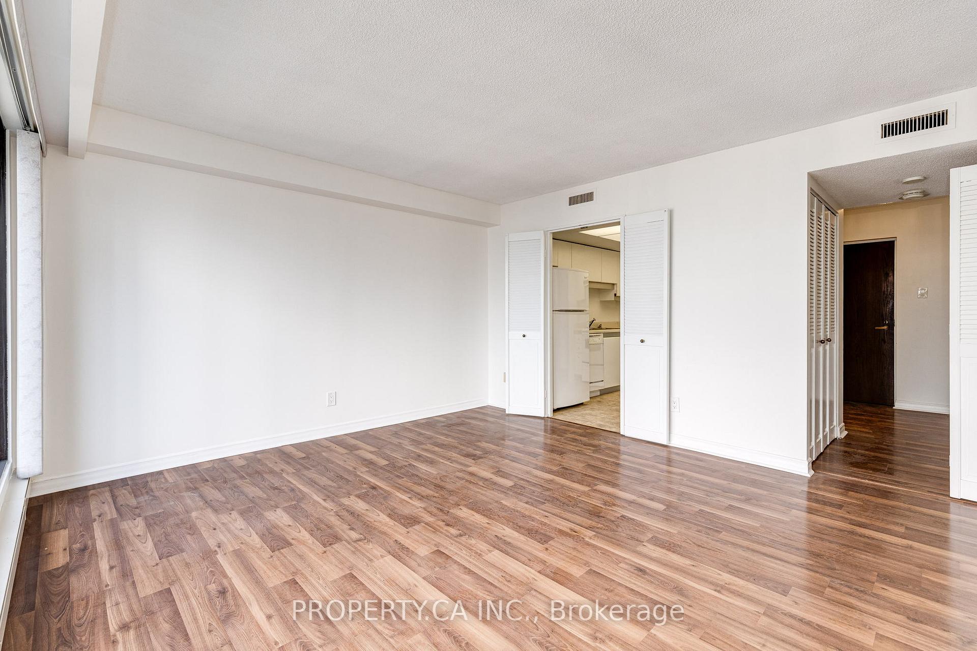 65 Harbour Square 3209, Toronto Unit: 3209