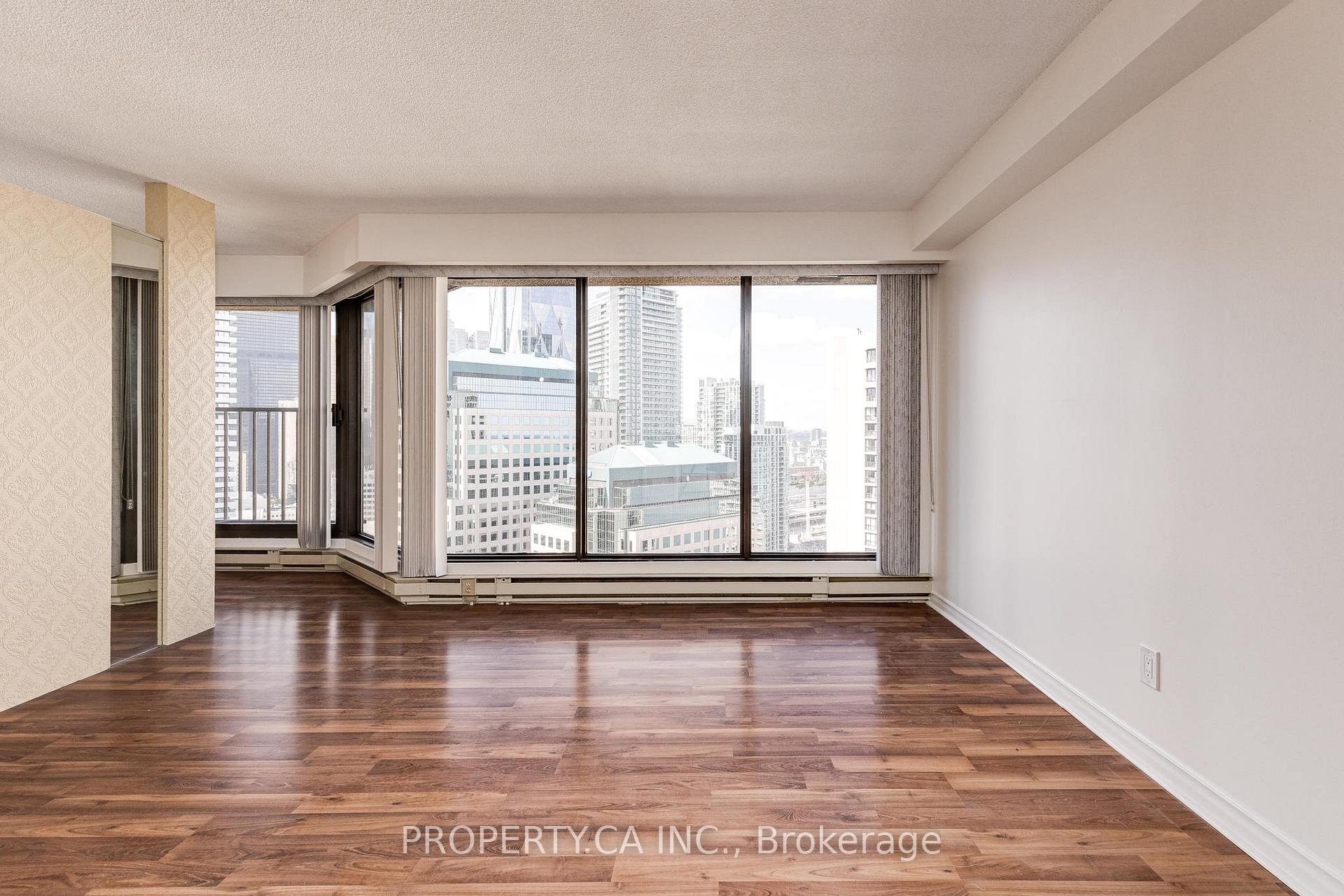 65 Harbour Square 3209, Toronto Unit: 3209