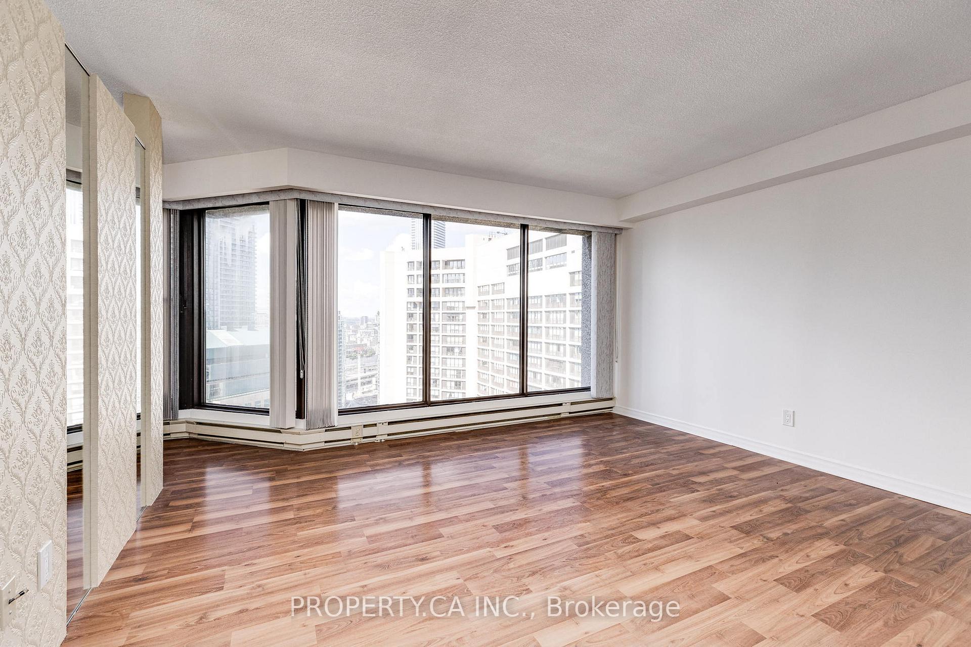 65 Harbour Square 3209, Toronto Unit: 3209