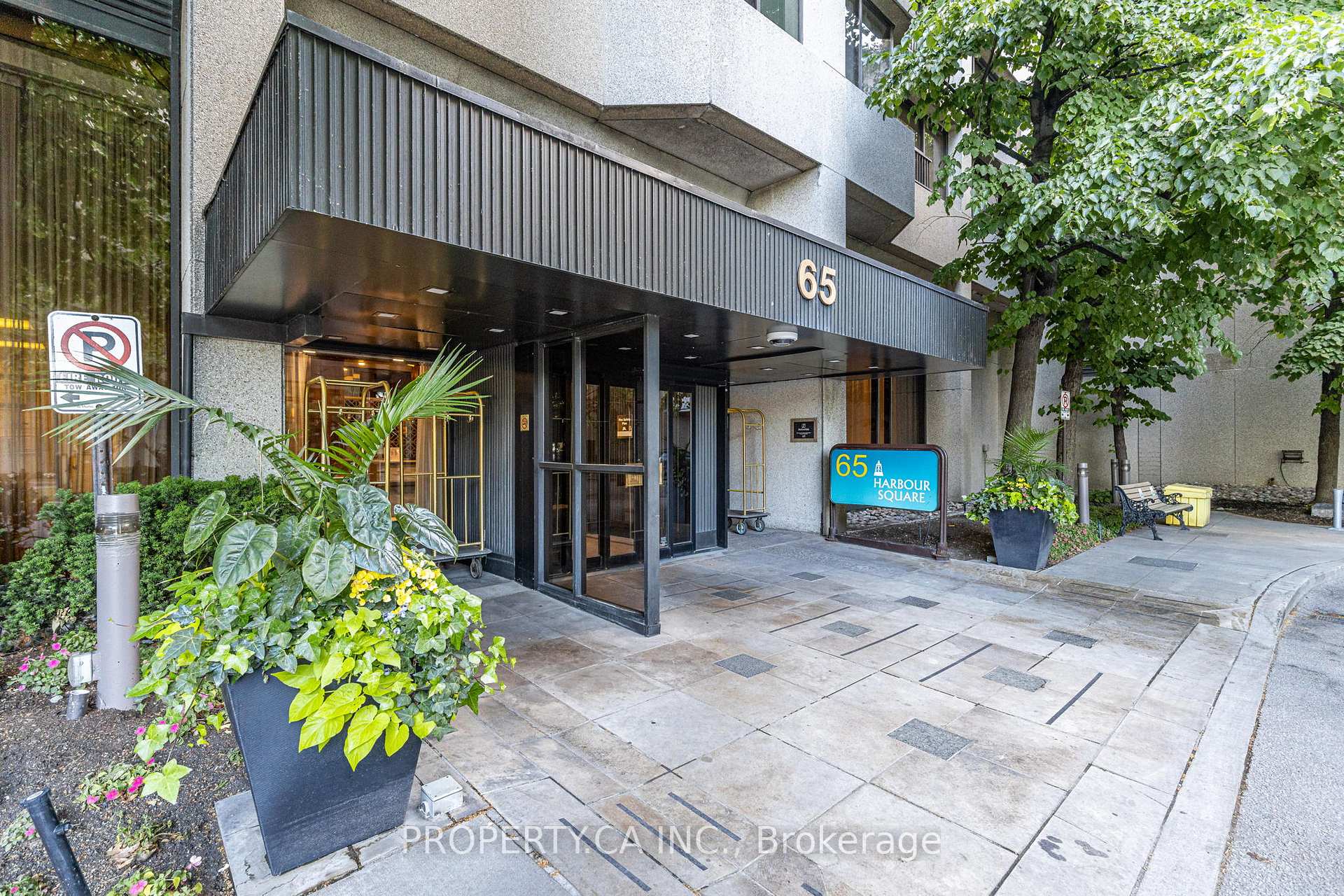 65 Harbour Square 3209, Toronto Unit: 3209