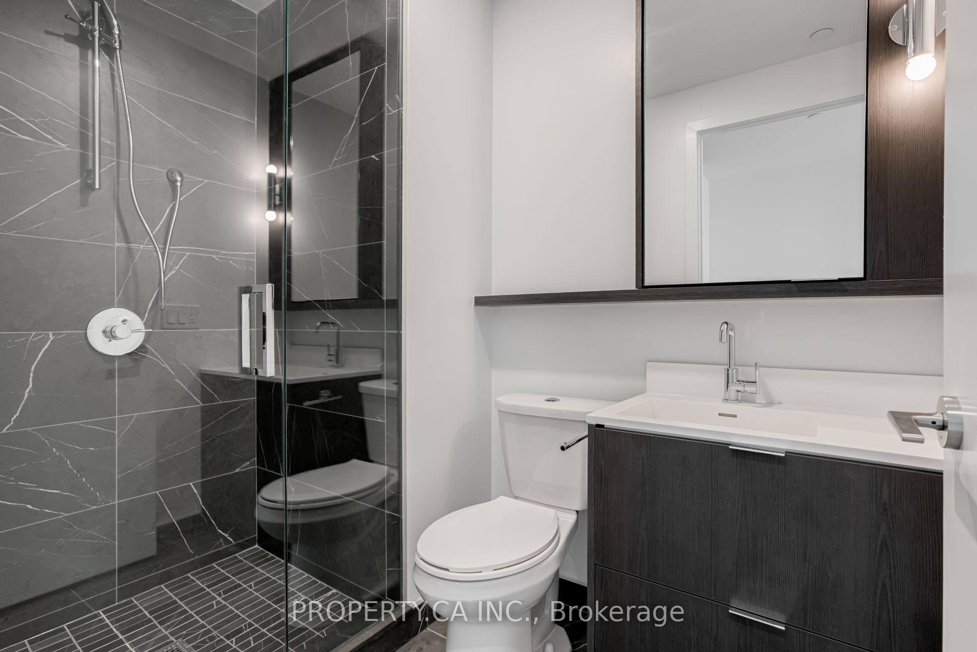 6 Greenbriar Road 106, Toronto Unit: 106