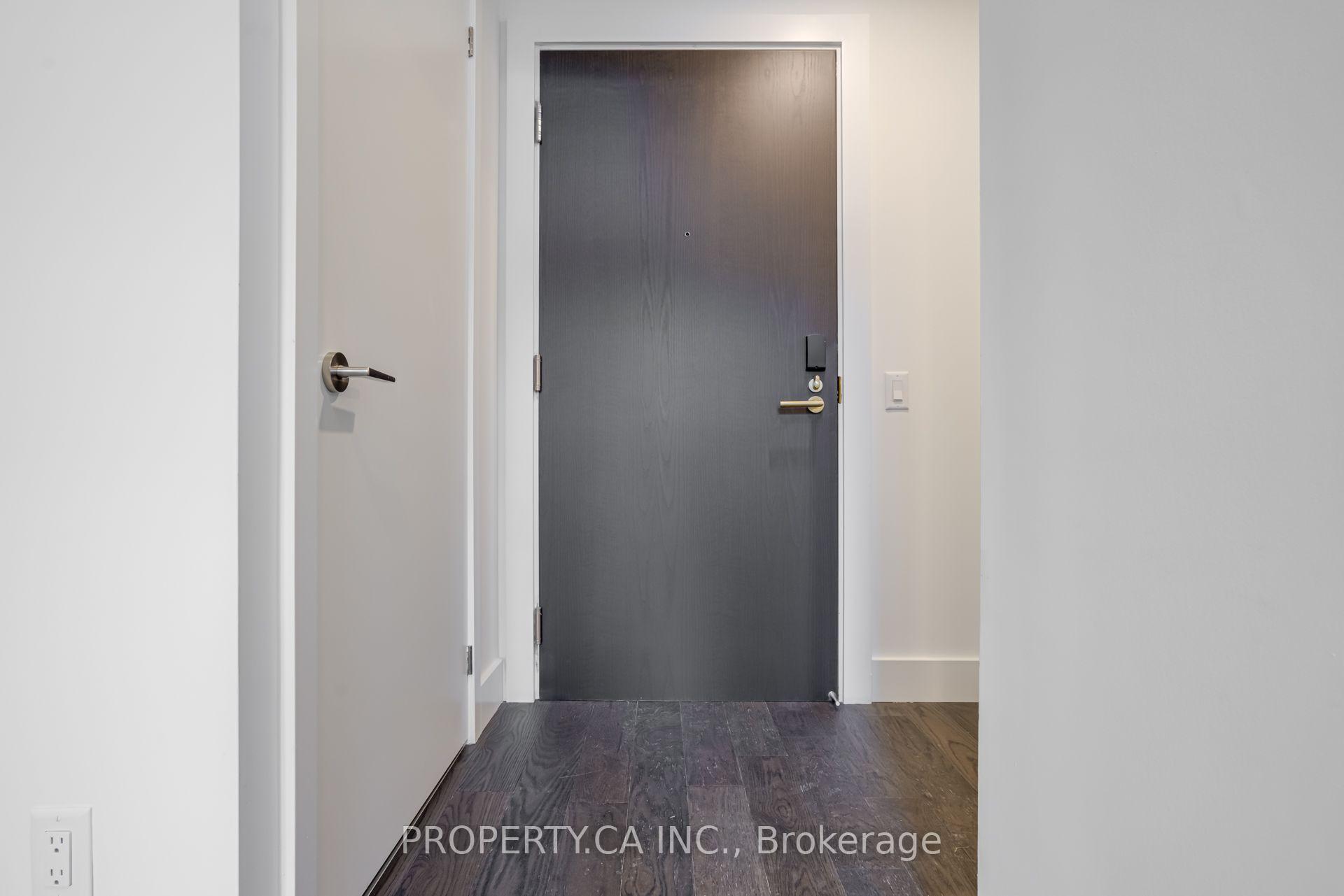 6 Greenbriar Road 106, Toronto Unit: 106