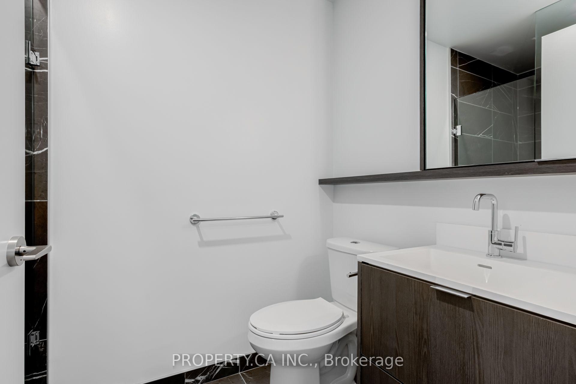 6 Greenbriar Road 106, Toronto Unit: 106