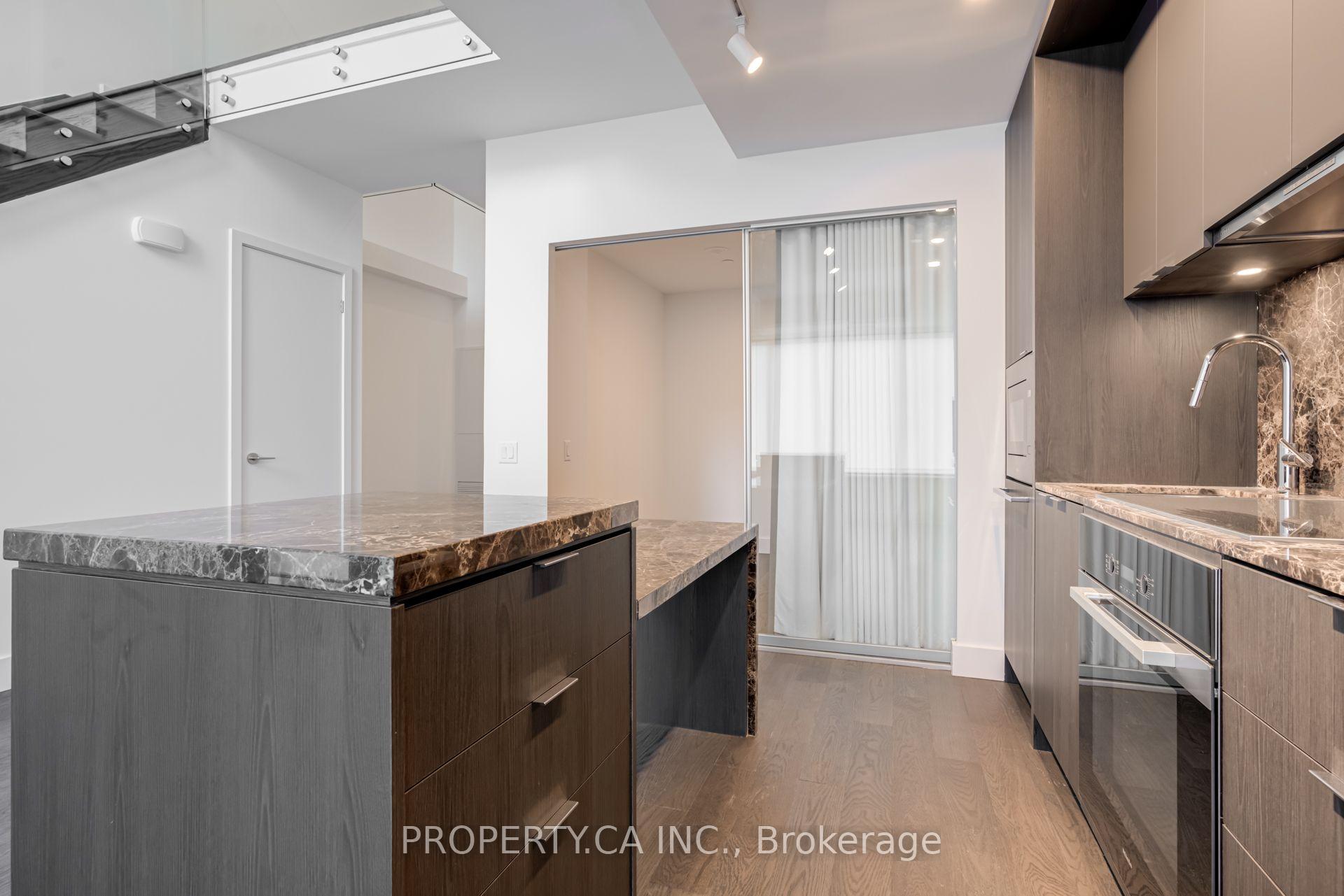 6 Greenbriar Road 106, Toronto Unit: 106