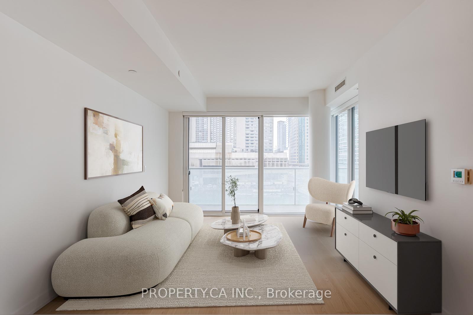 15 Queens Quay E 419, Toronto Unit: 419