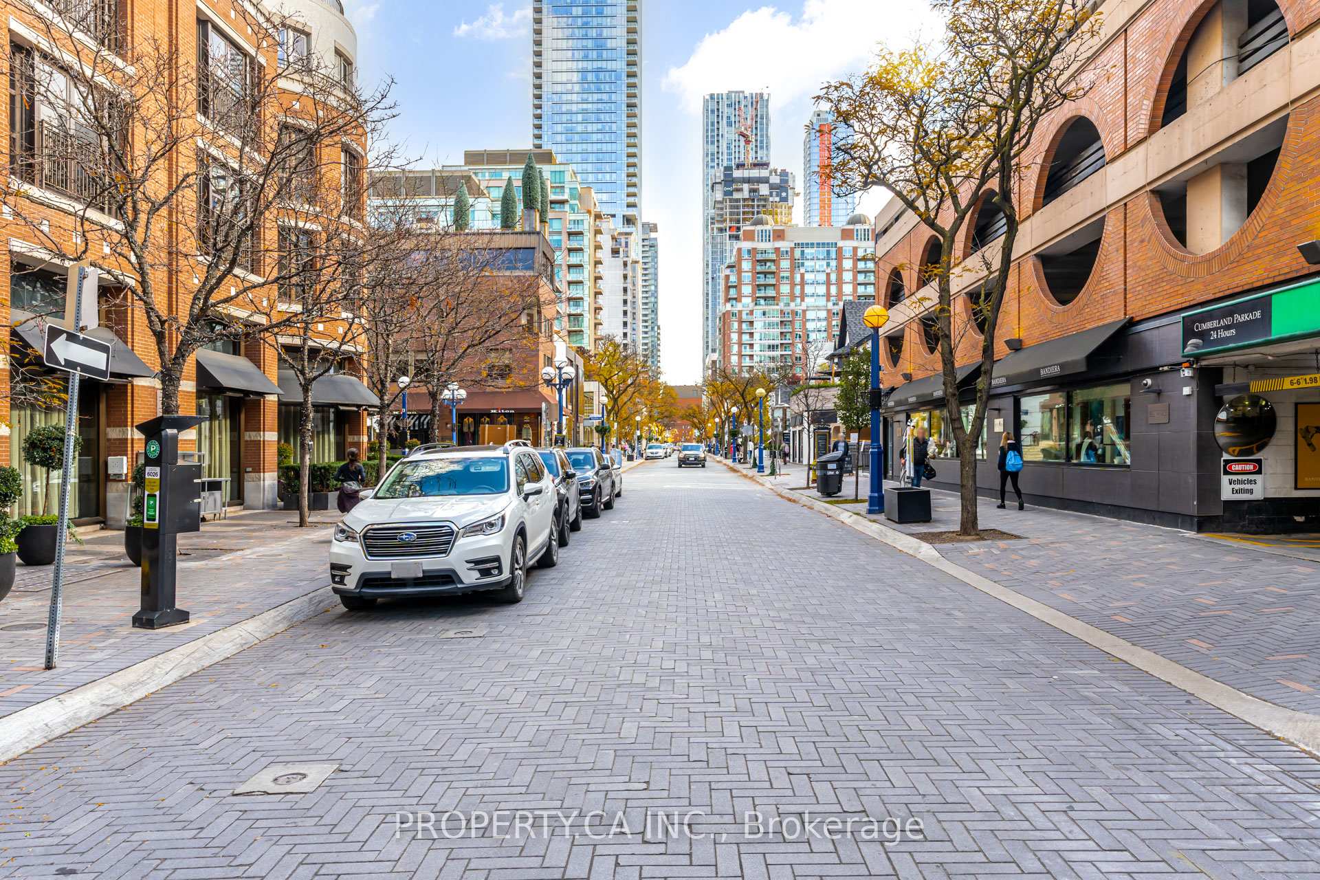 155 Yorkville Avenue 1514, Toronto Unit: 1514