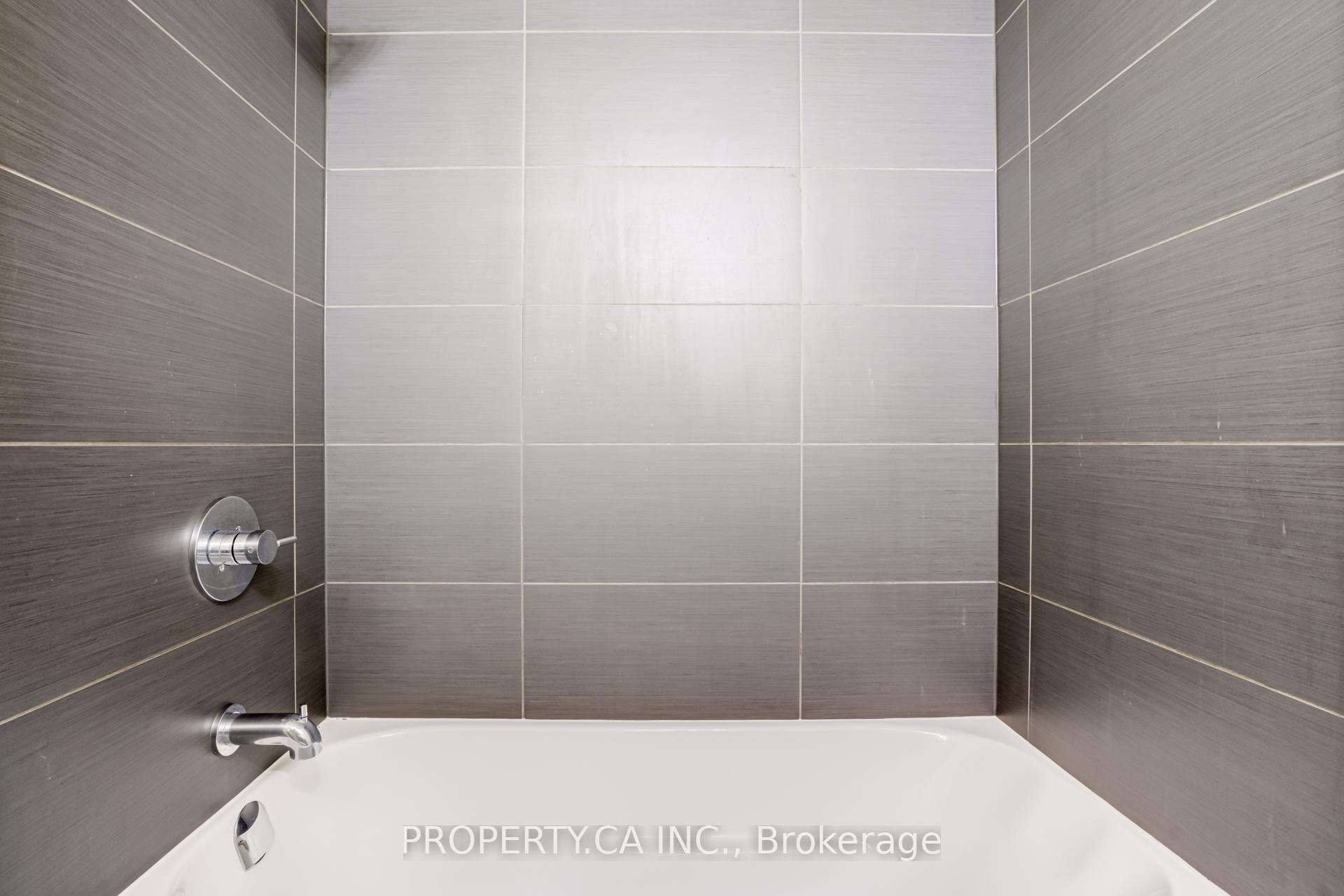 155 Yorkville Avenue 1514, Toronto Unit: 1514