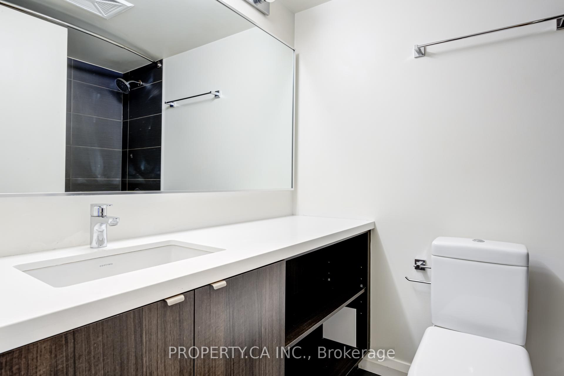 155 Yorkville Avenue 1514, Toronto Unit: 1514