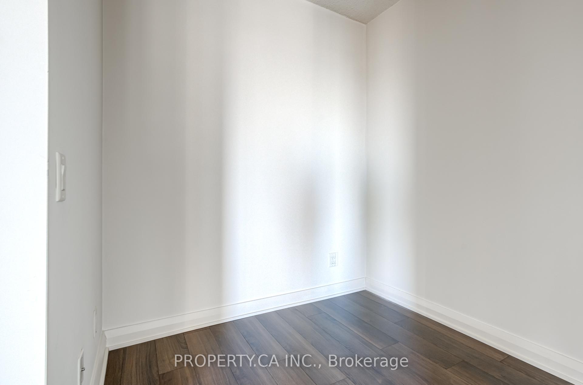 155 Yorkville Avenue 1514, Toronto Unit: 1514