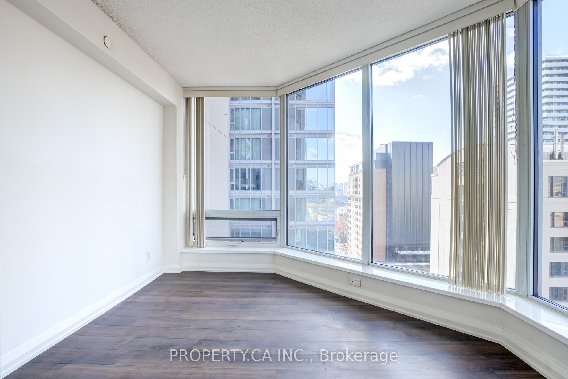 155 Yorkville Avenue 1514, Toronto Unit: 1514