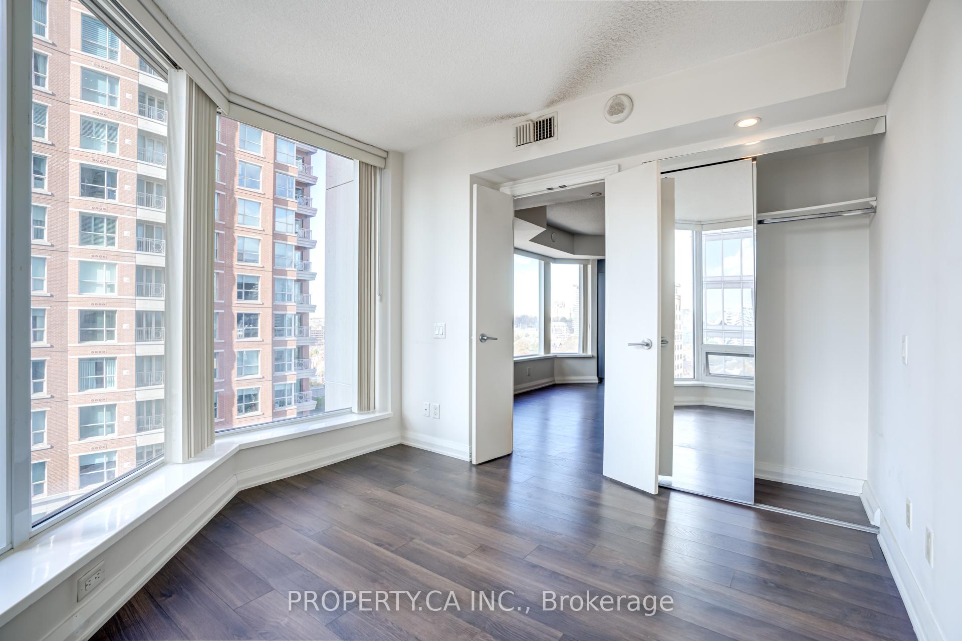 155 Yorkville Avenue 1514, Toronto Unit: 1514