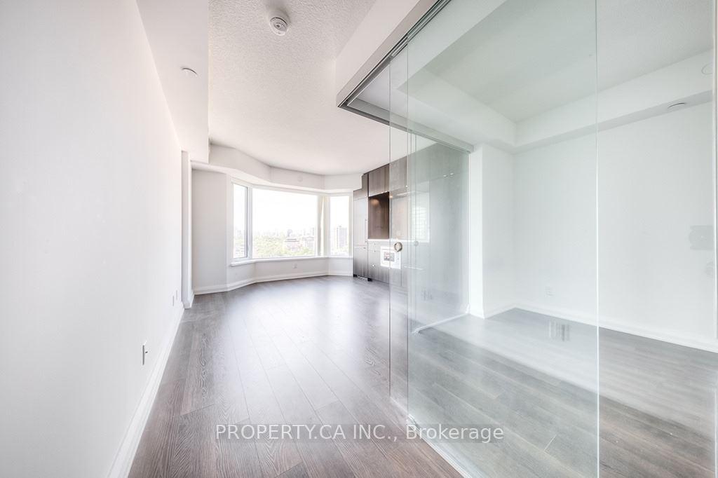 155 Yorkville Avenue 1520, Toronto Unit: 1520