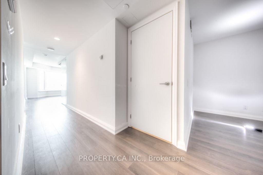 155 Yorkville Avenue 1520, Toronto Unit: 1520