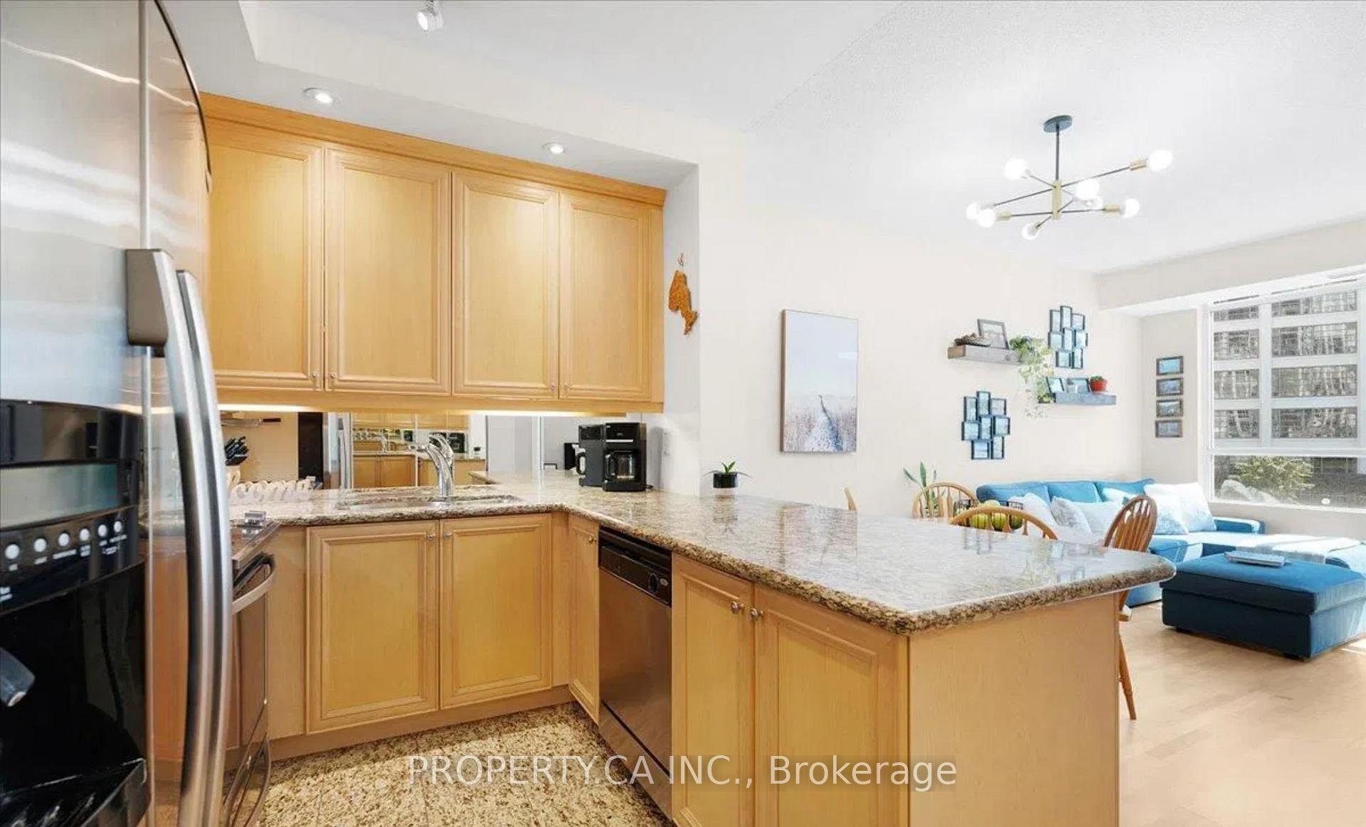 628 Fleet Street 327, Toronto Unit: 327