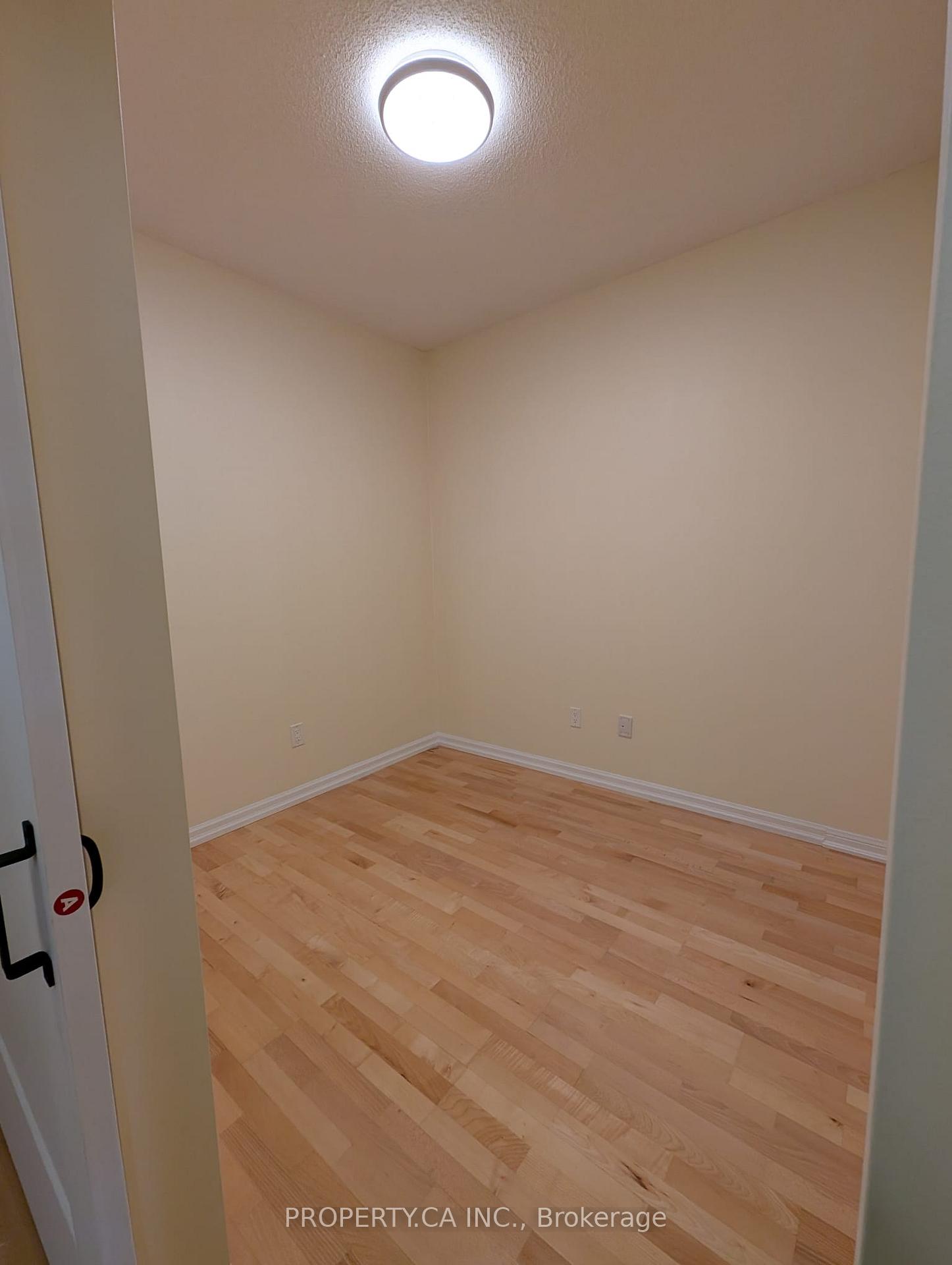 628 Fleet Street 327, Toronto Unit: 327