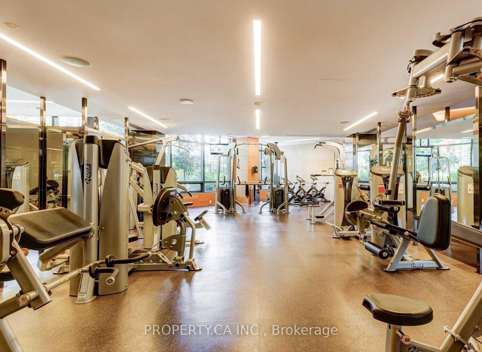 5 Sheppard Avenue E 3422, Toronto Unit: 3422