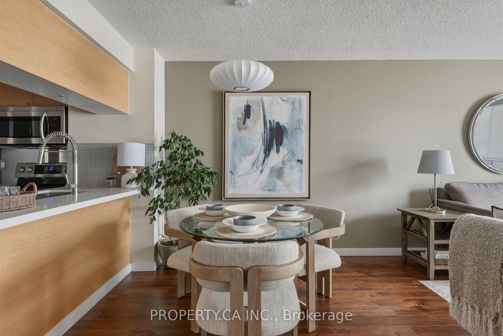 410 Queens Quay W 1105, Toronto Unit: 1105