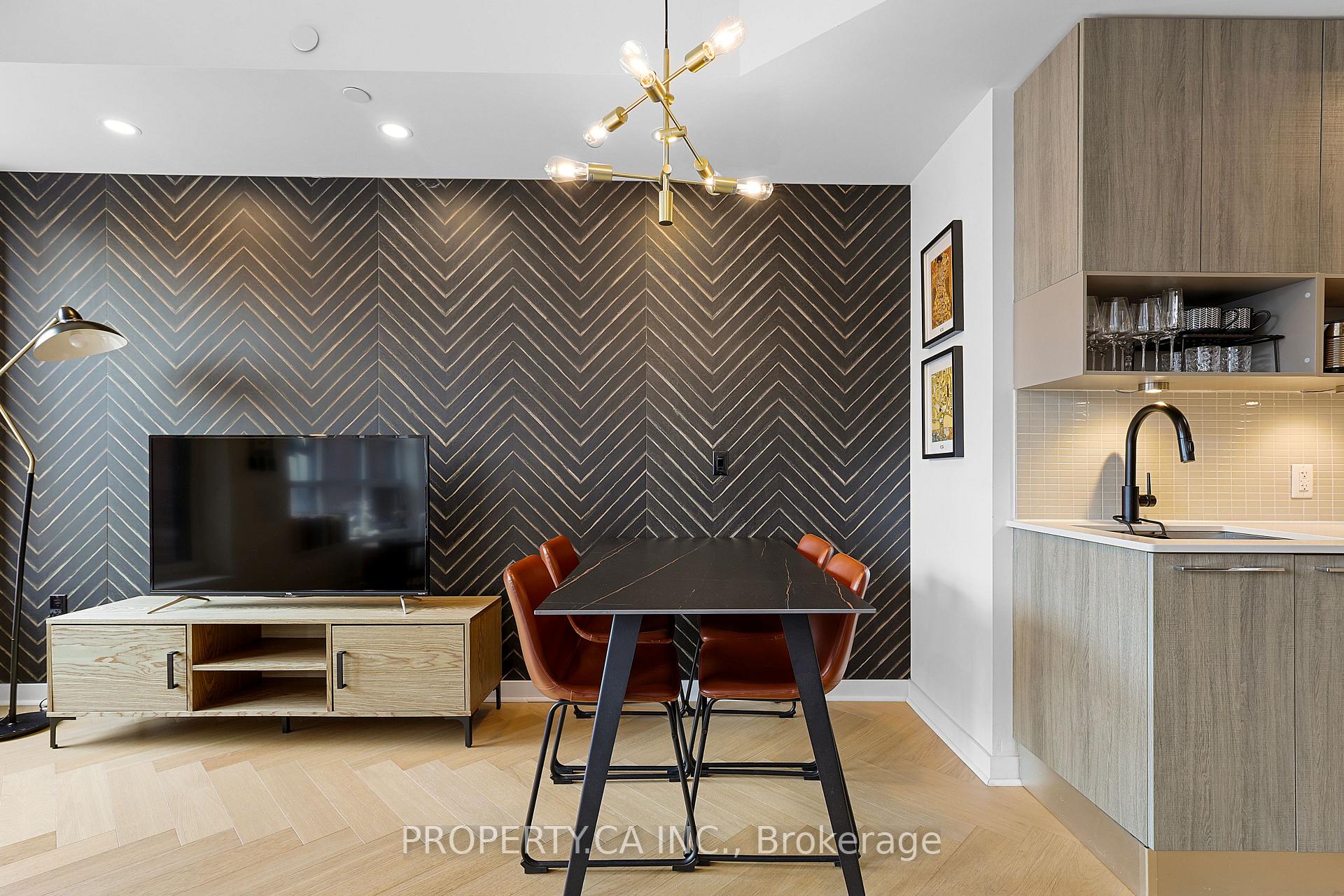 501 Adelaide Street W 303, Toronto Unit: 303