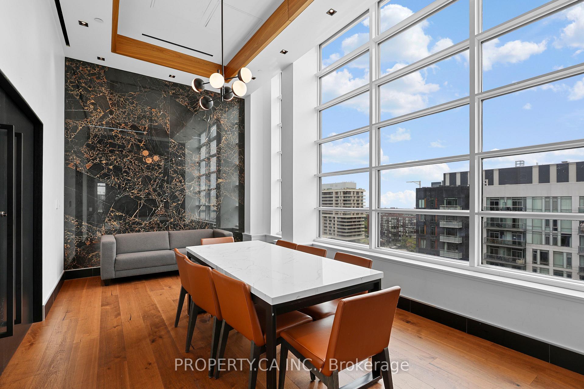 501 Adelaide Street W 303, Toronto Unit: 303