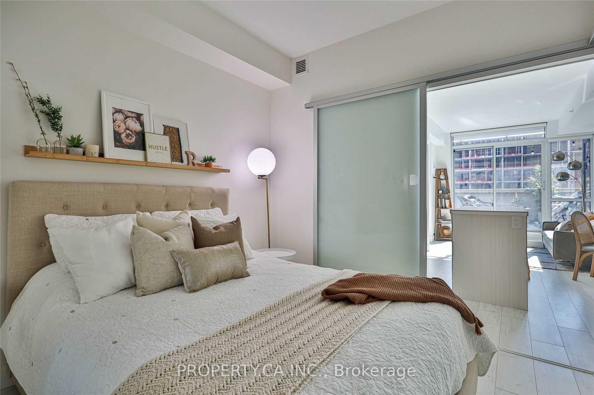 39 Sherbourne Street 401, Toronto Unit: 401